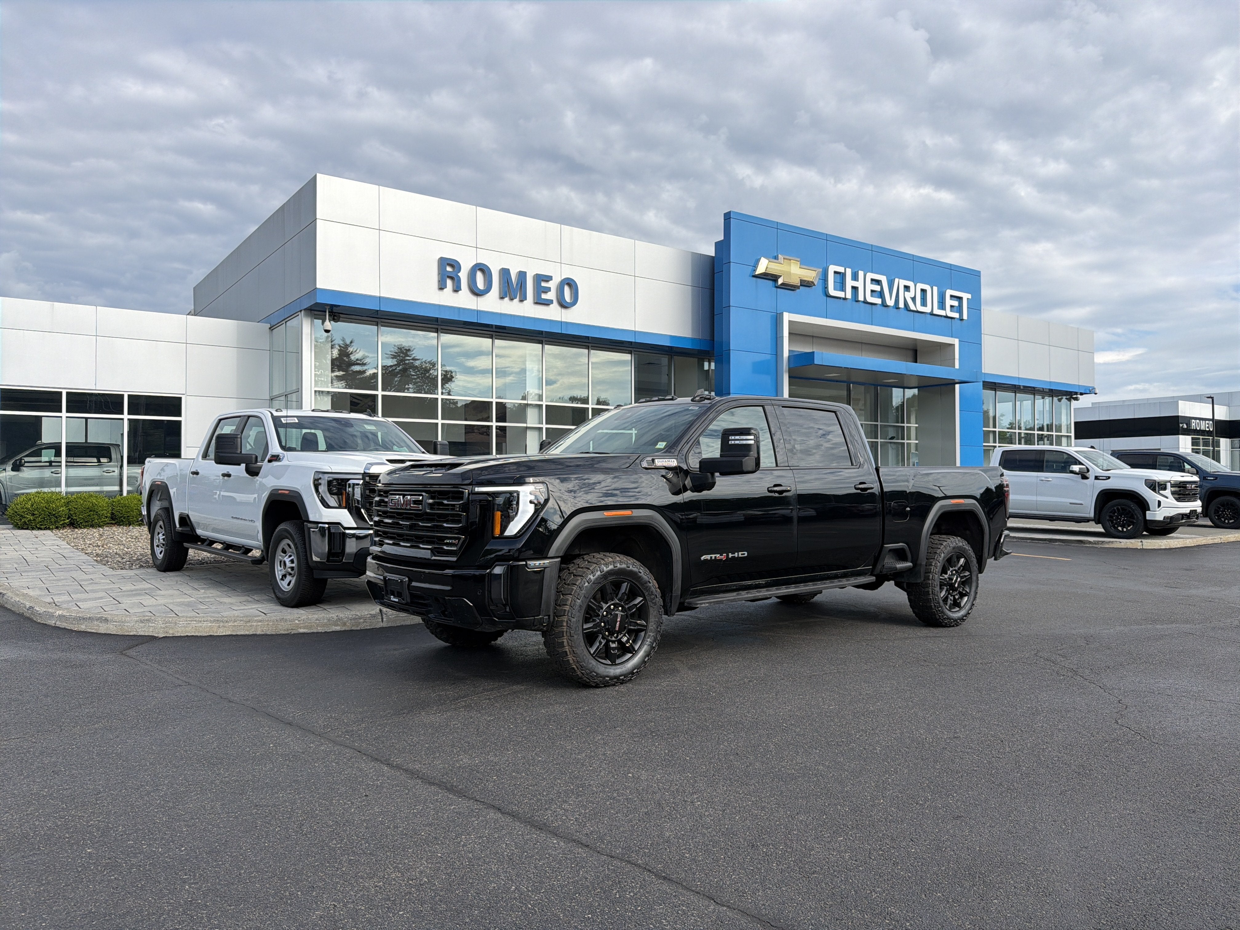 2024 GMC Sierra 3500 HD AT4