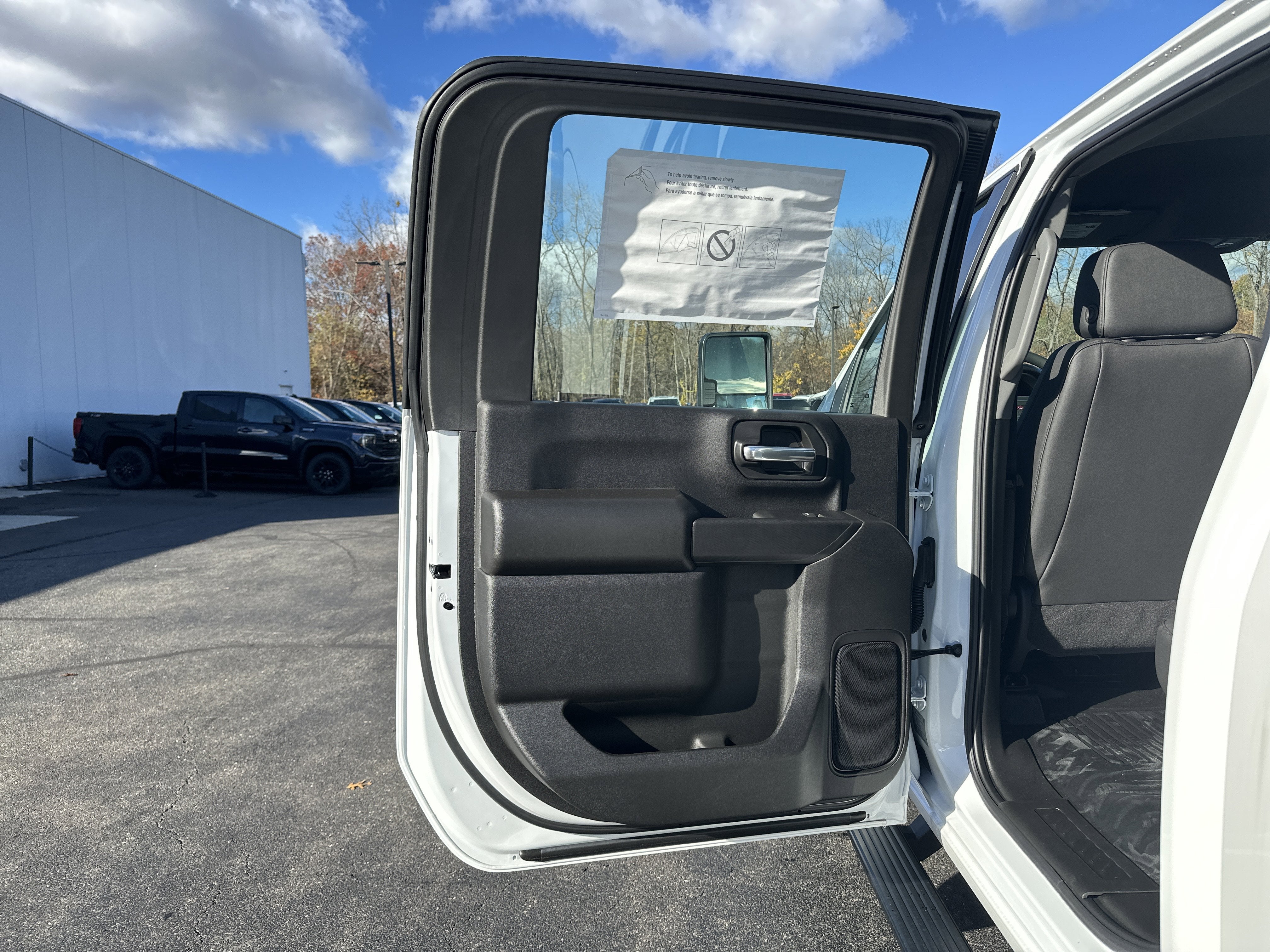 2025 GMC Sierra 2500 HD Pro