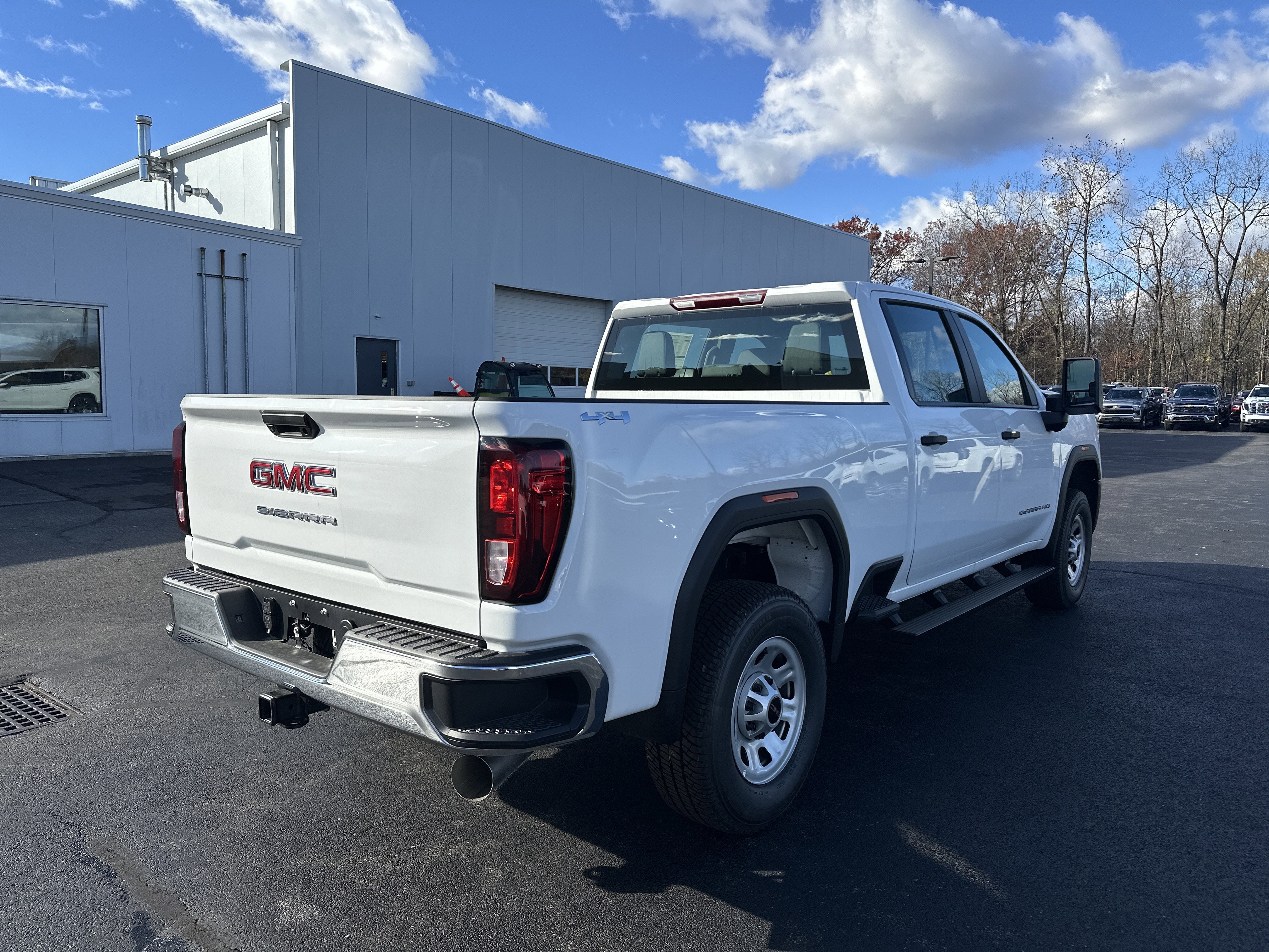 2025 GMC Sierra 2500 HD Pro