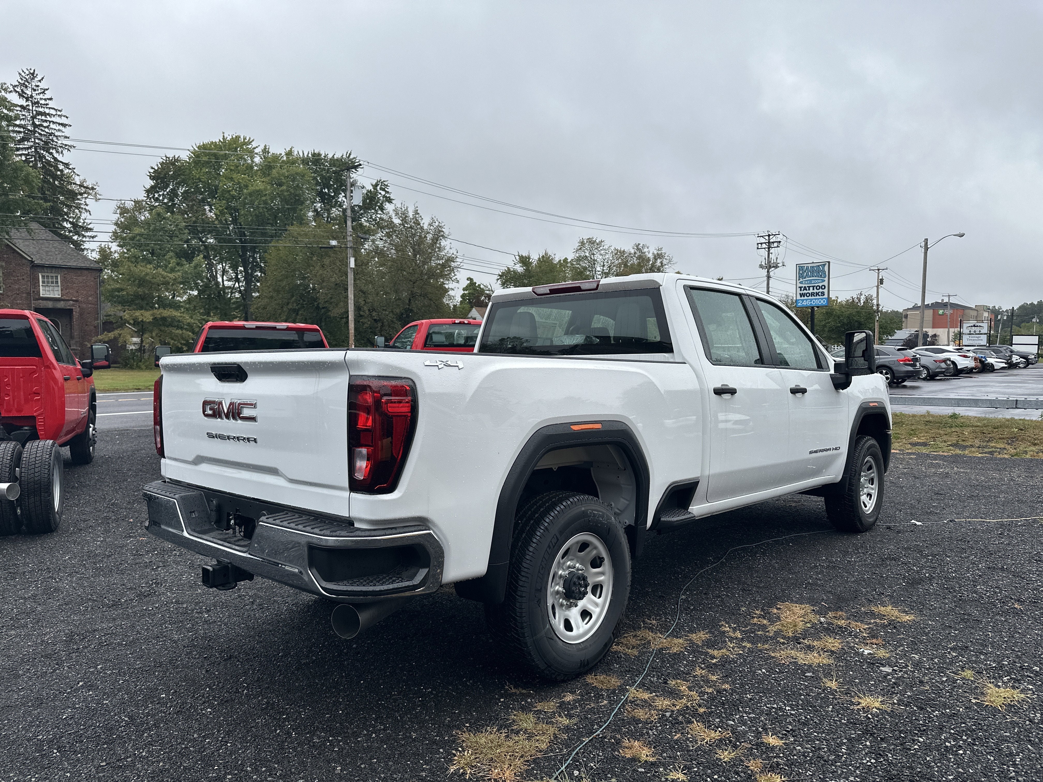 2025 GMC Sierra 2500 HD Pro