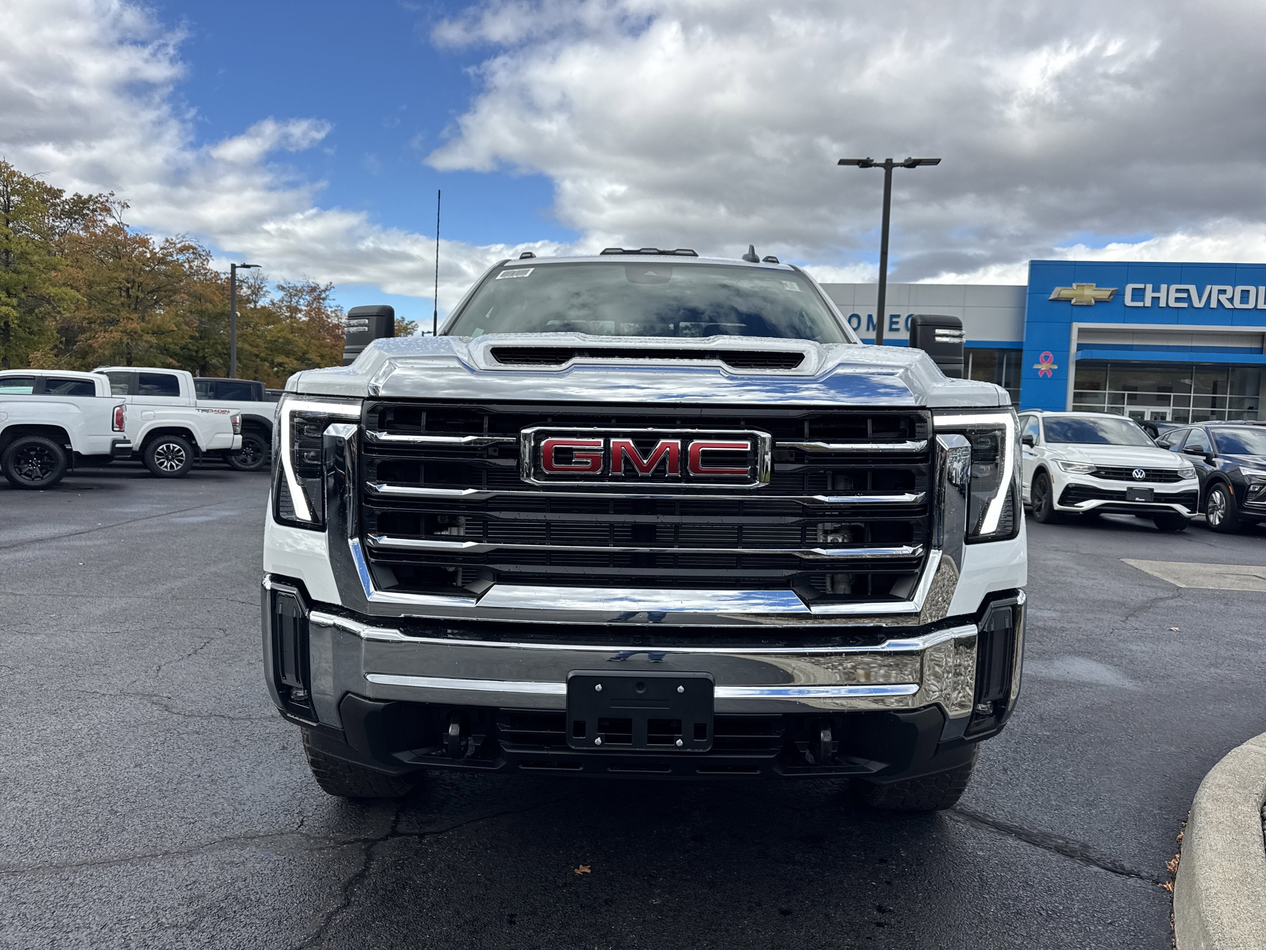 2026 GMC Sierra 2500 HD SLE