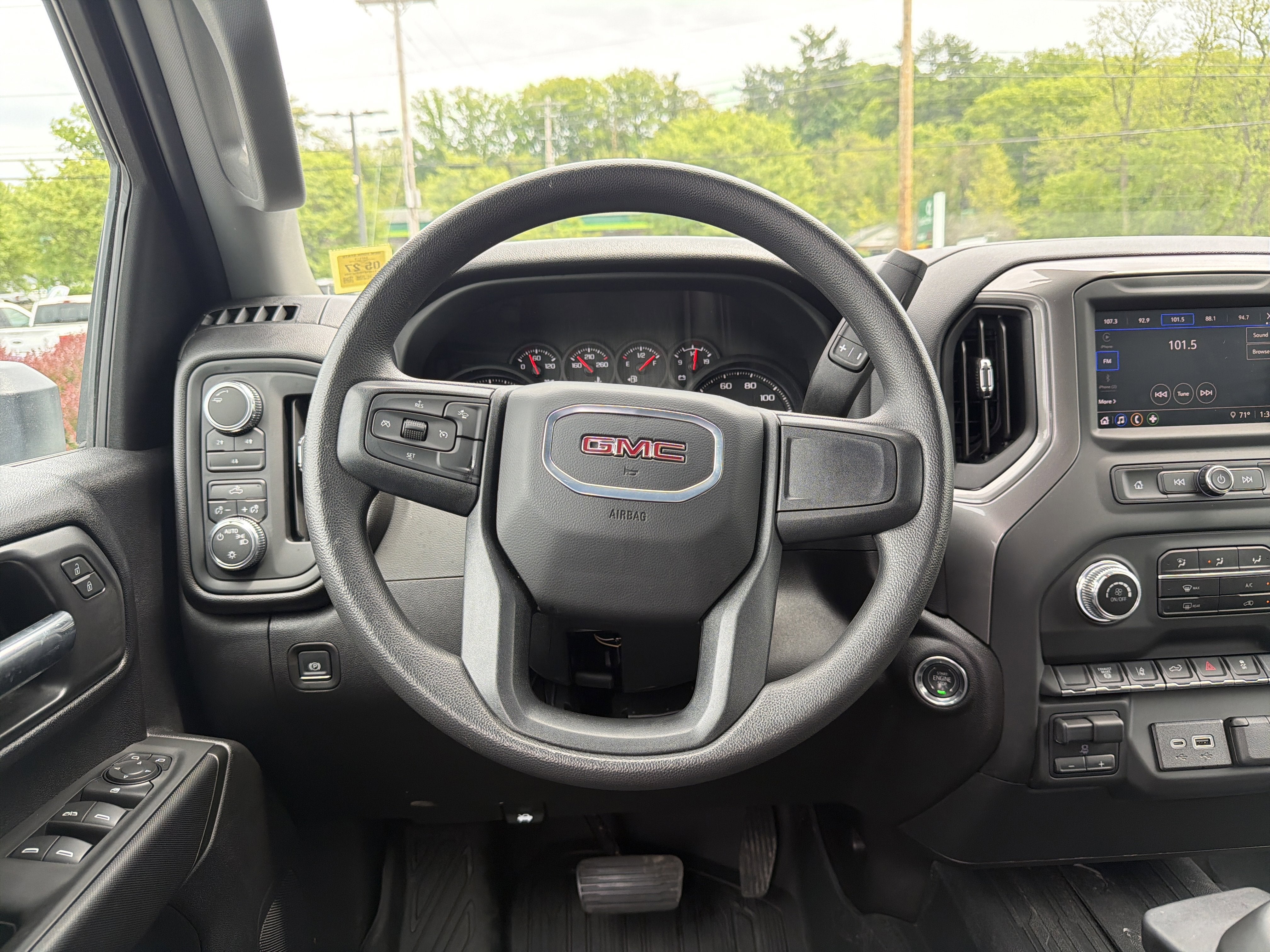 2025 GMC Sierra 3500 HD Pro