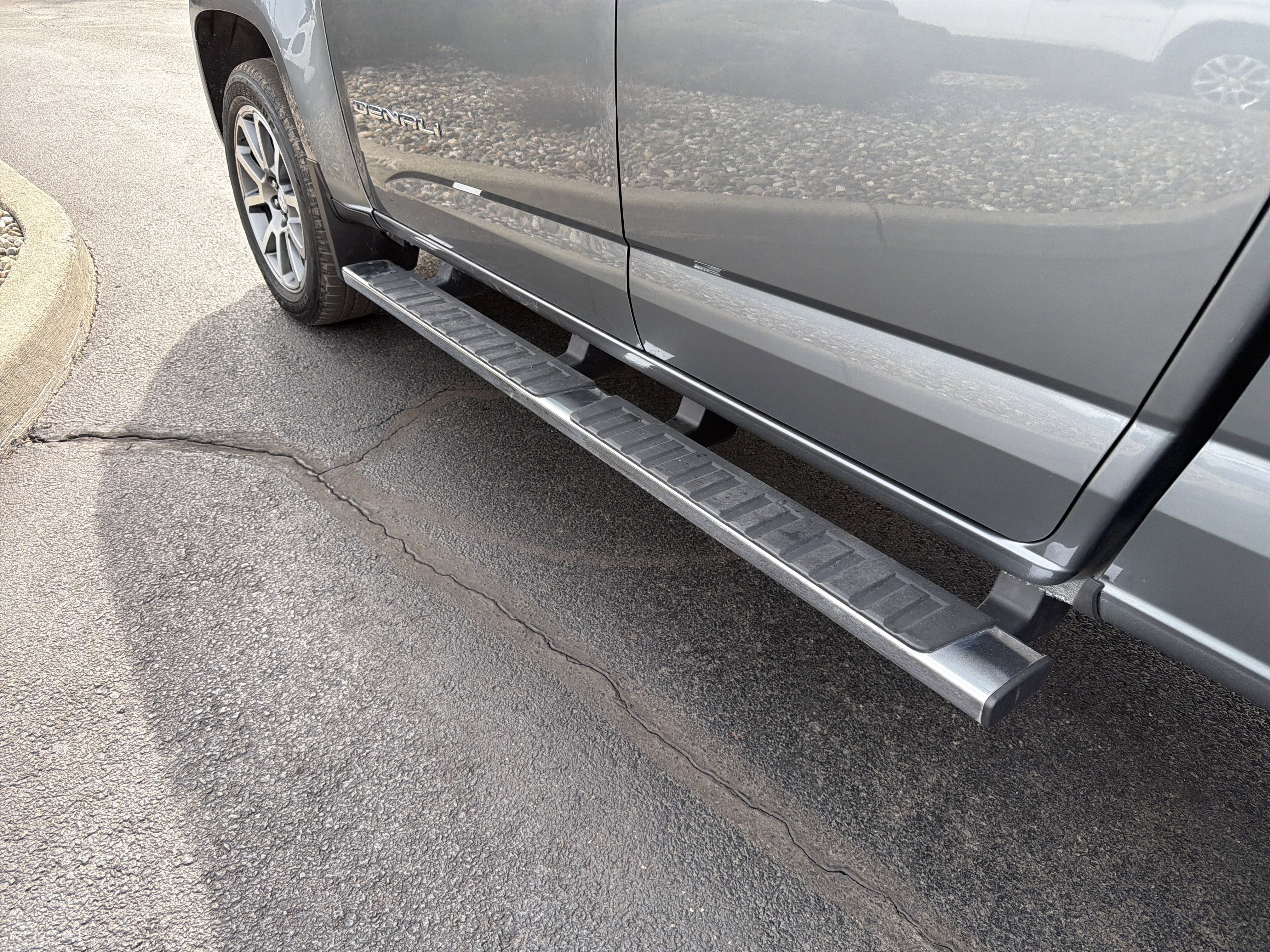 2022 GMC Canyon Denali