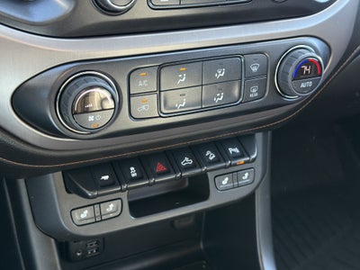 2022 GMC Canyon AT4 - Leather