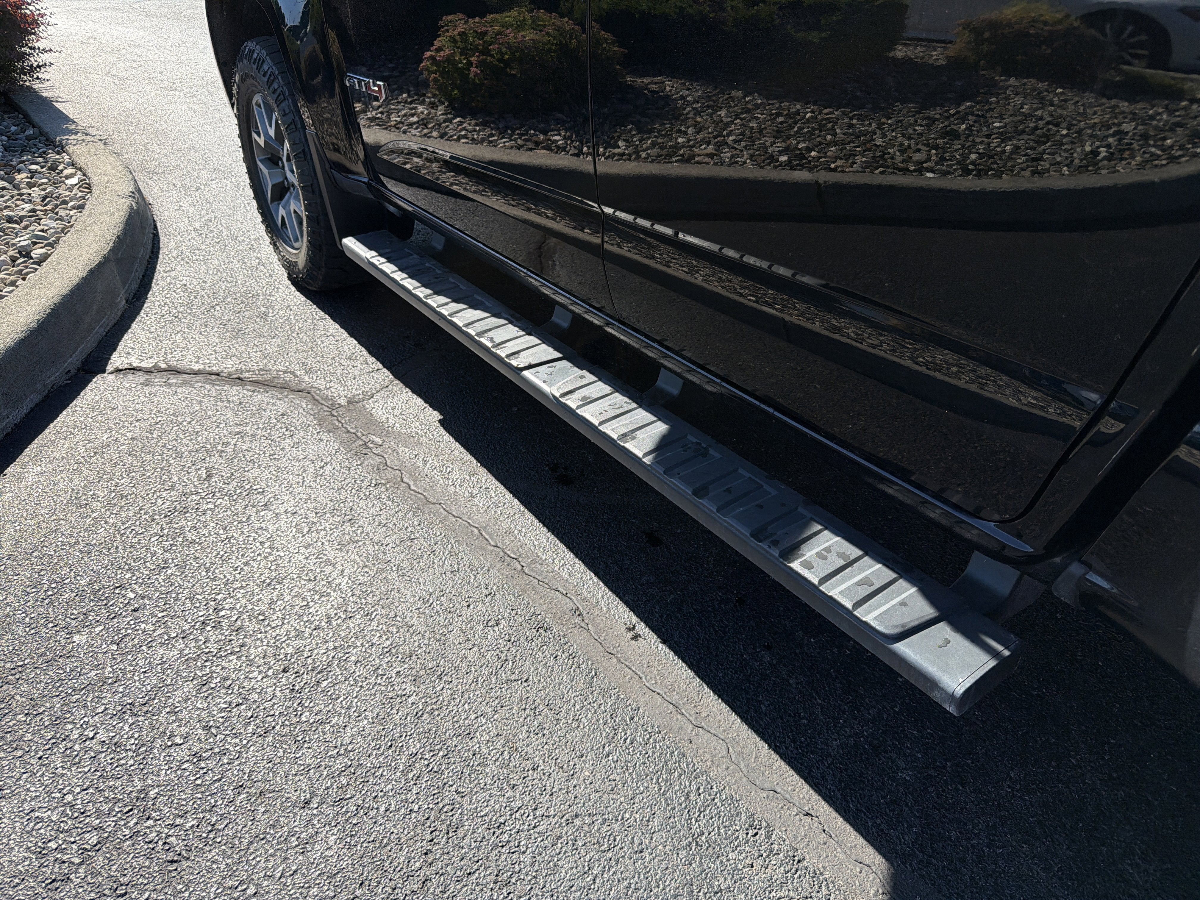 2021 GMC Canyon 4WD AT4 w/Leather
