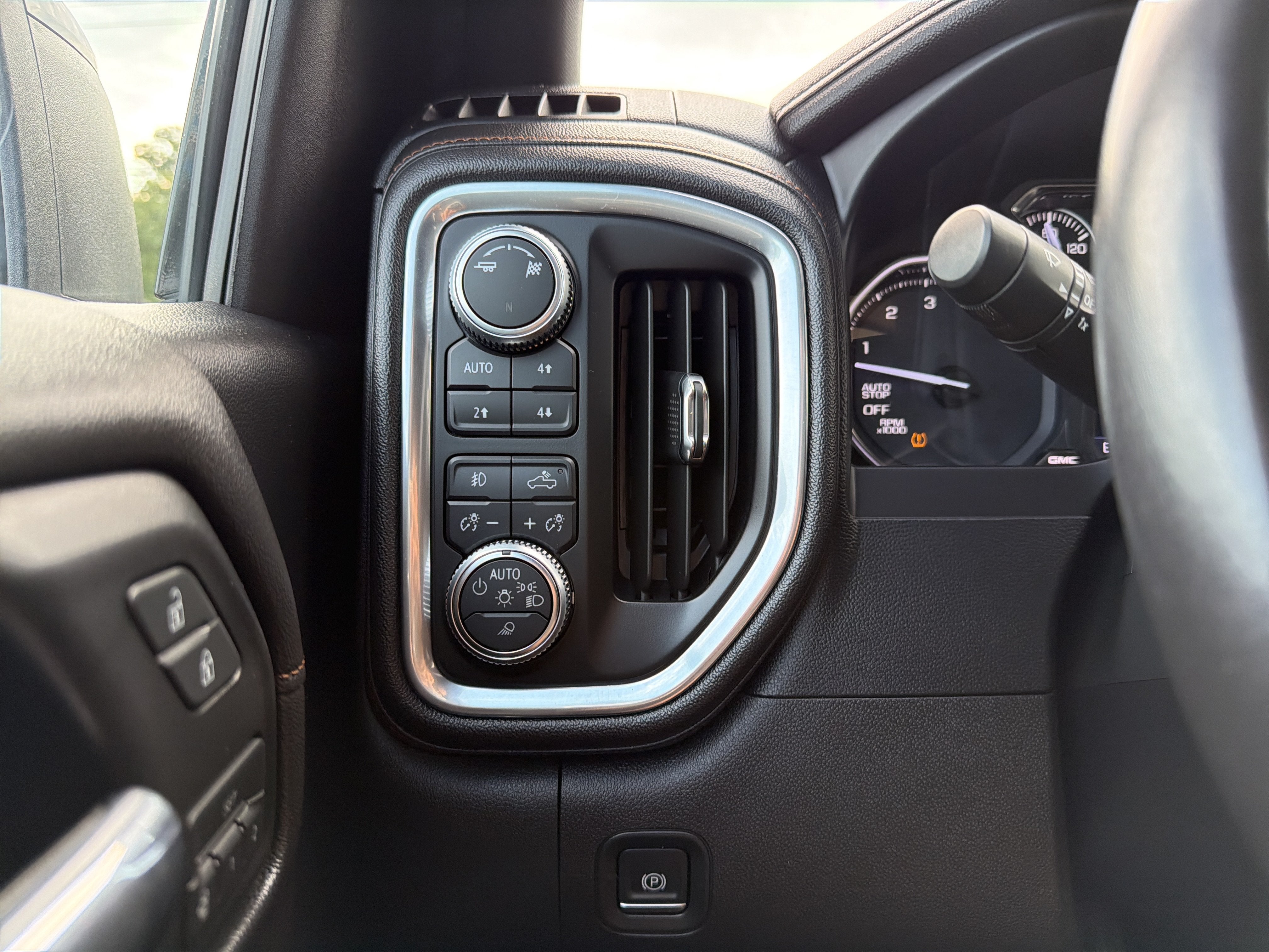 2019 GMC Sierra 1500 AT4