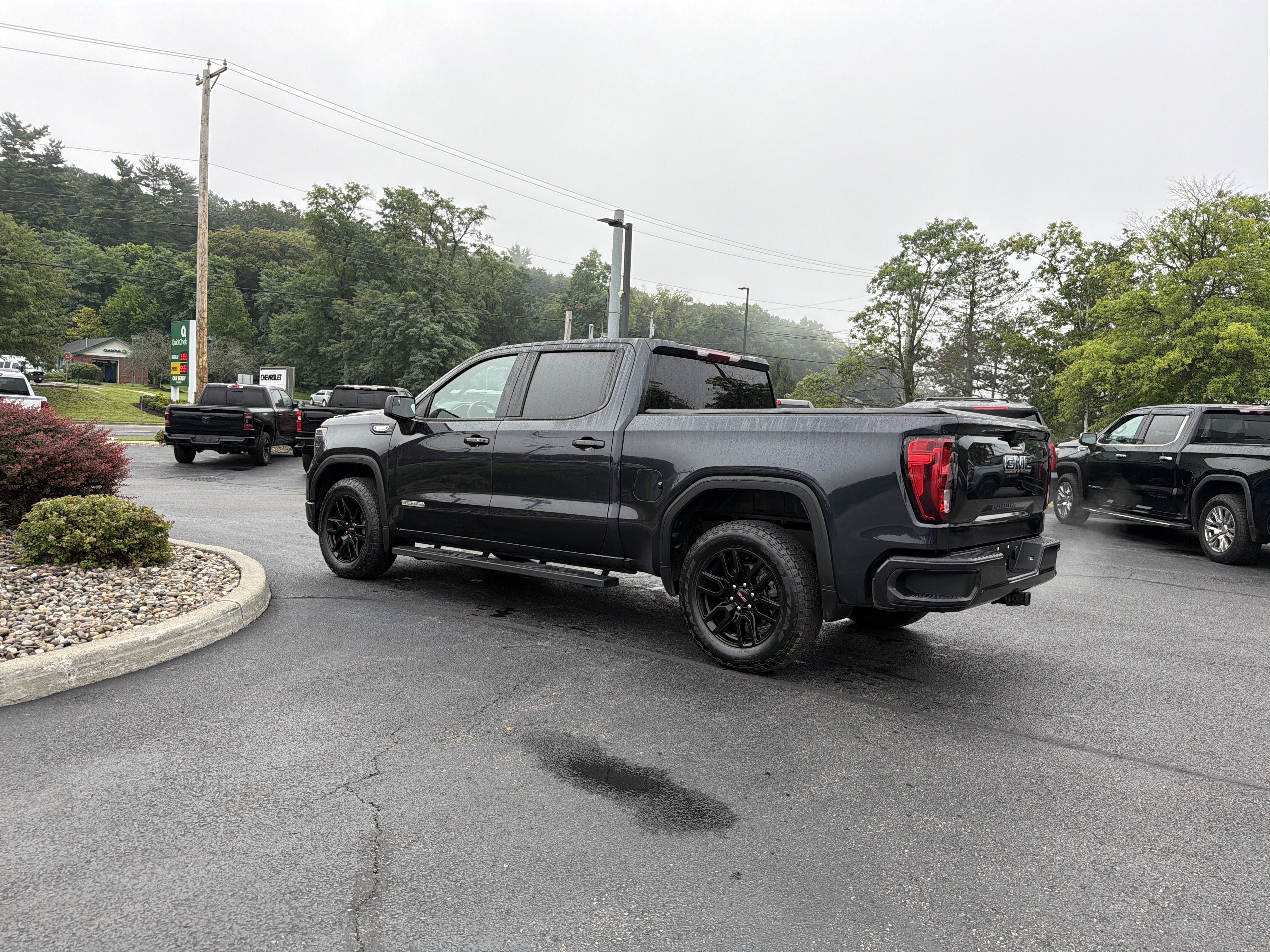 2025 GMC Sierra 1500 Elevation