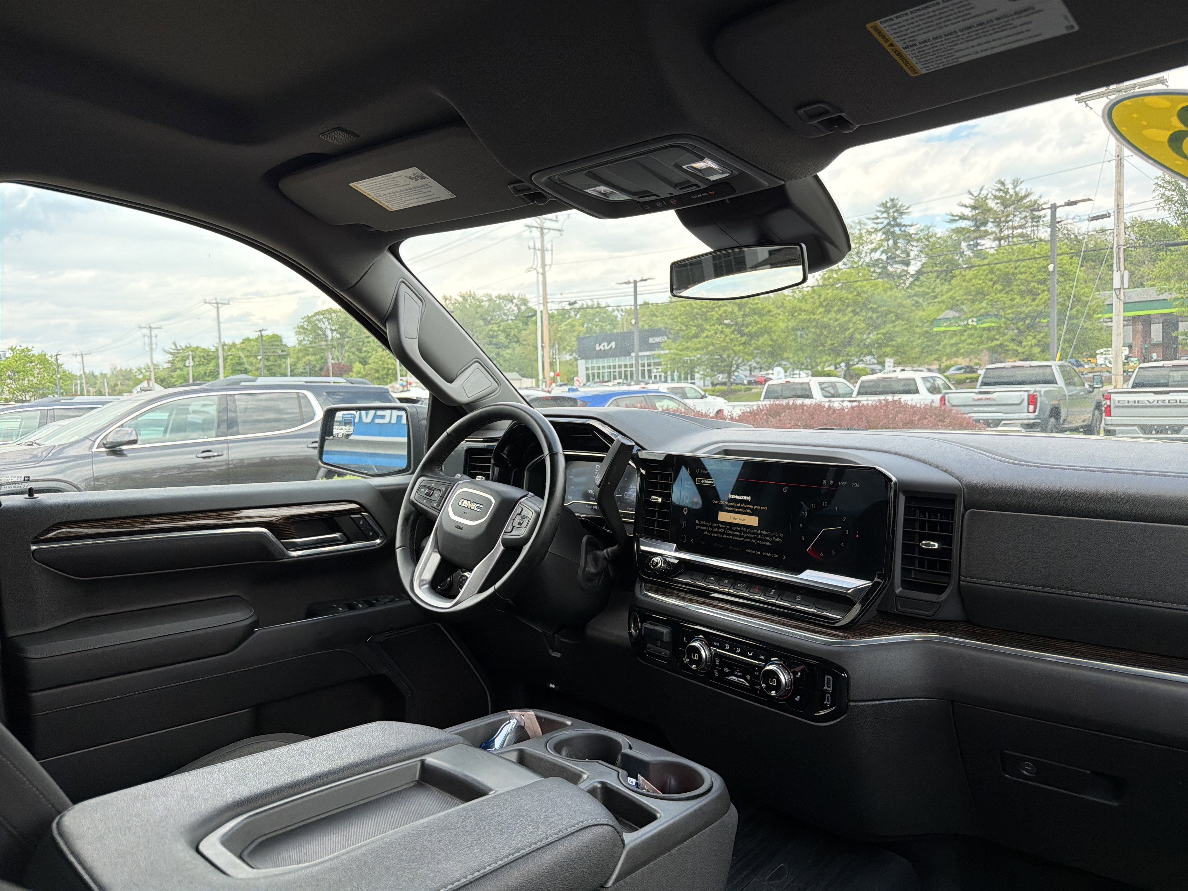 2023 GMC Sierra 1500 Elevation