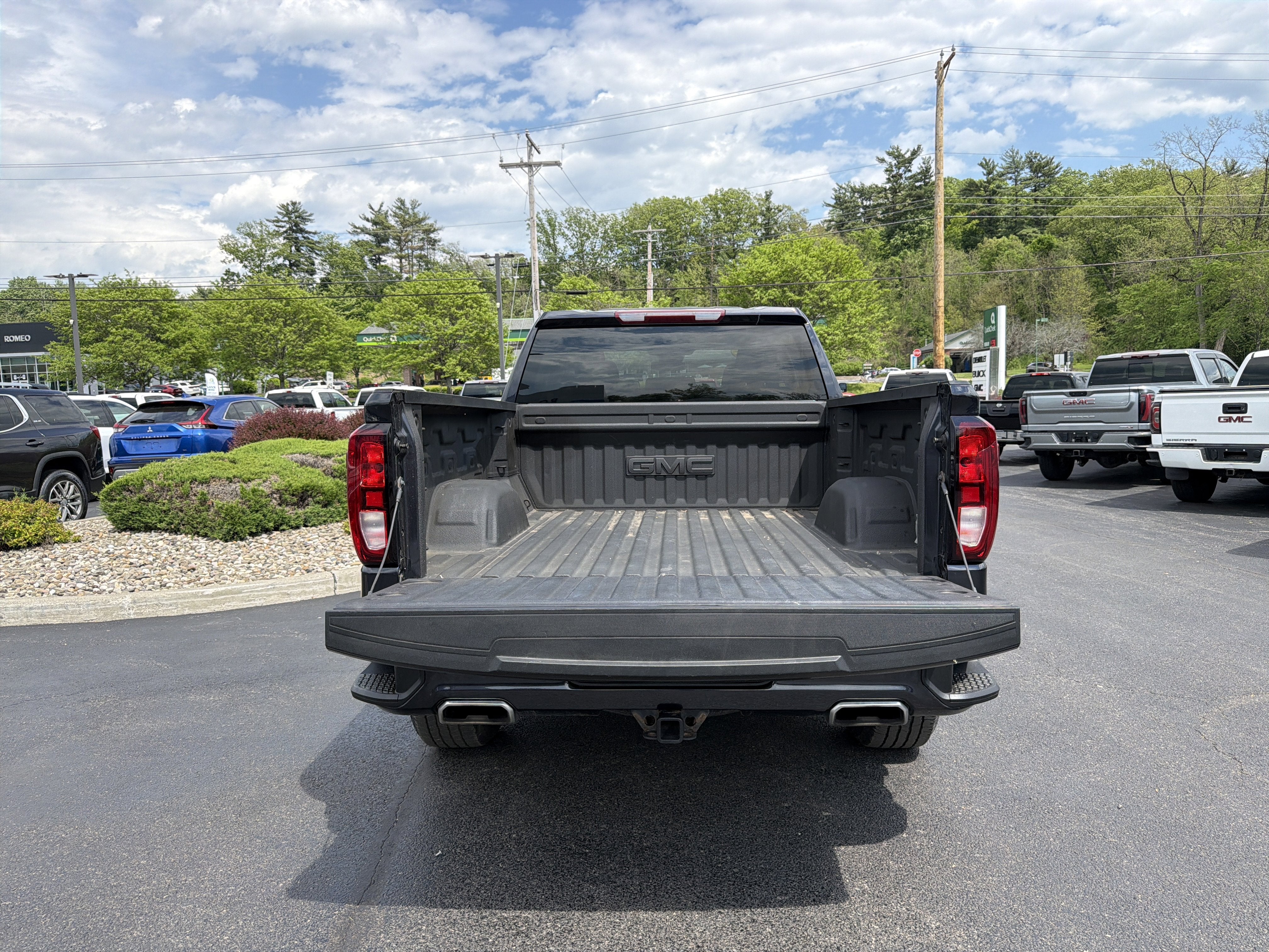 2023 GMC Sierra 1500 Elevation