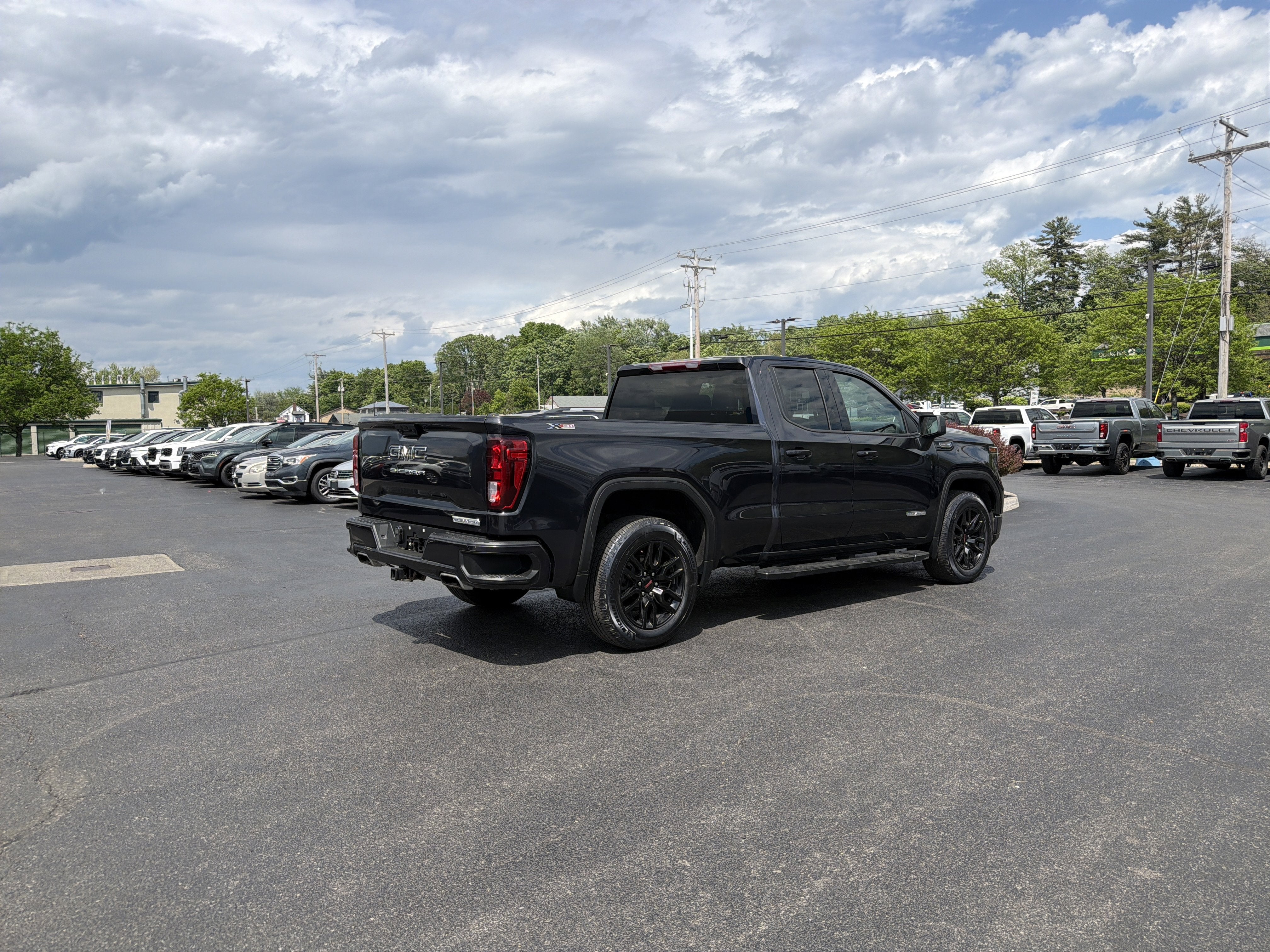 2023 GMC Sierra 1500 Elevation