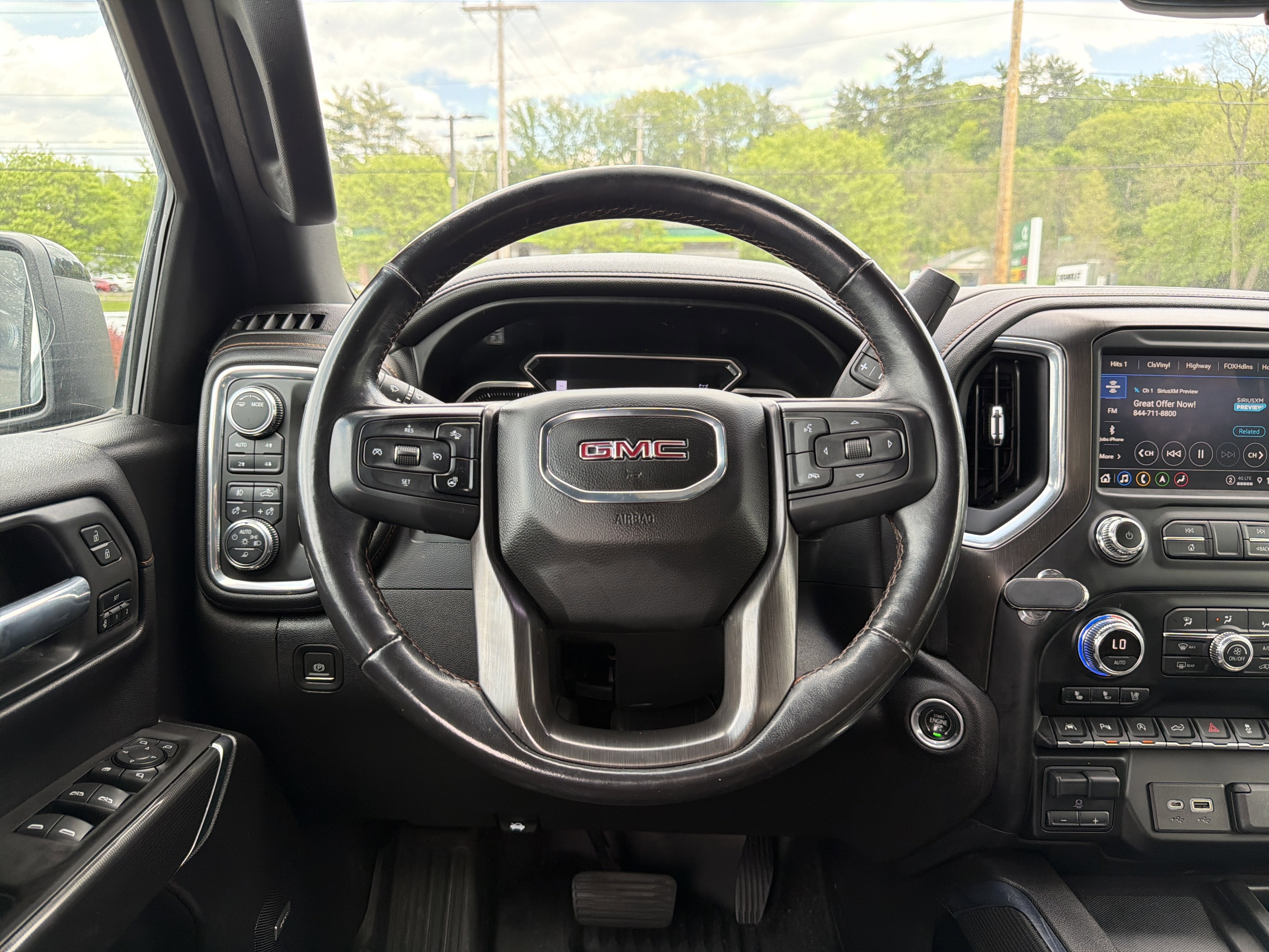 2021 GMC Sierra 1500 AT4