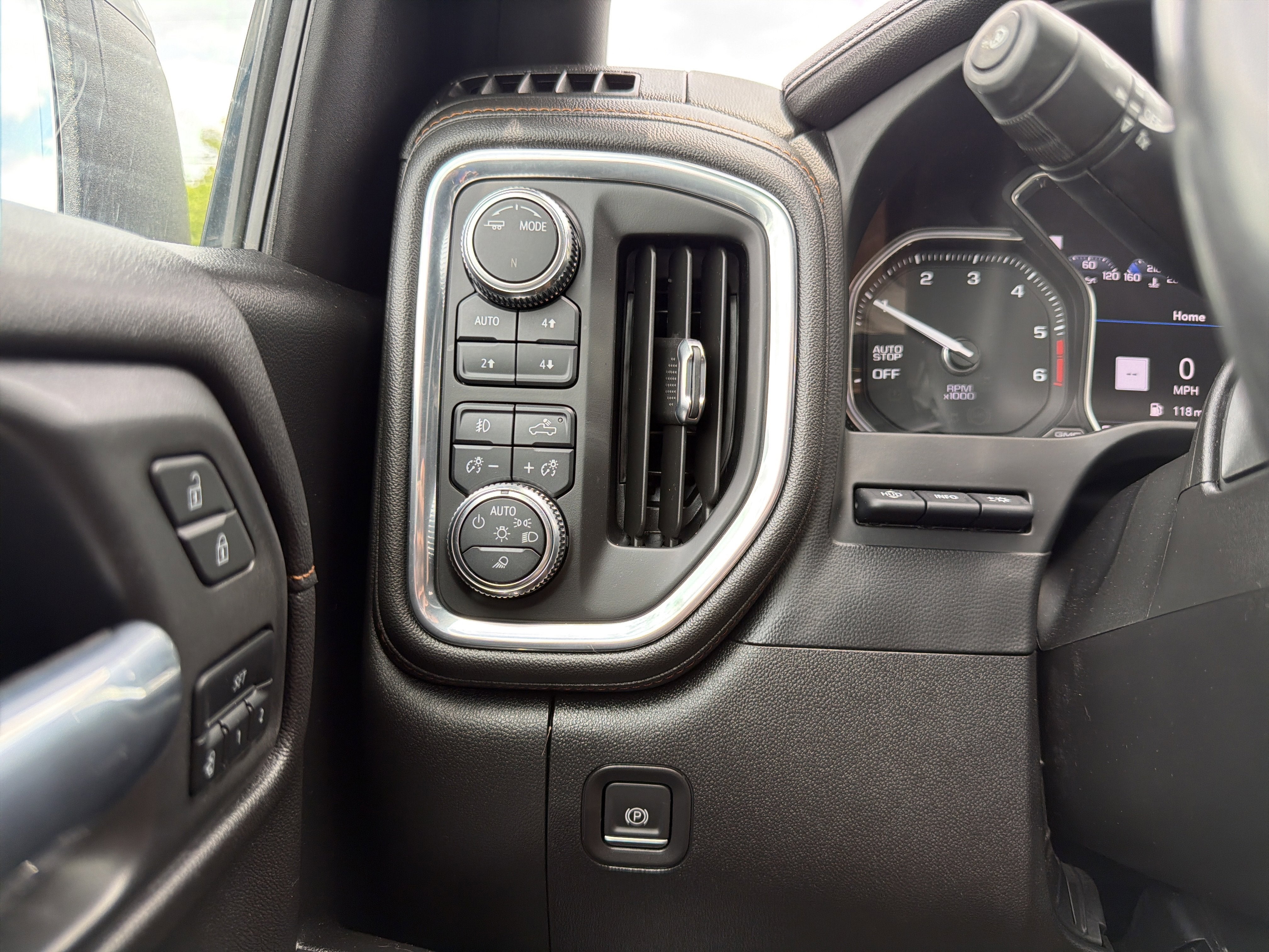 2021 GMC Sierra 1500 AT4