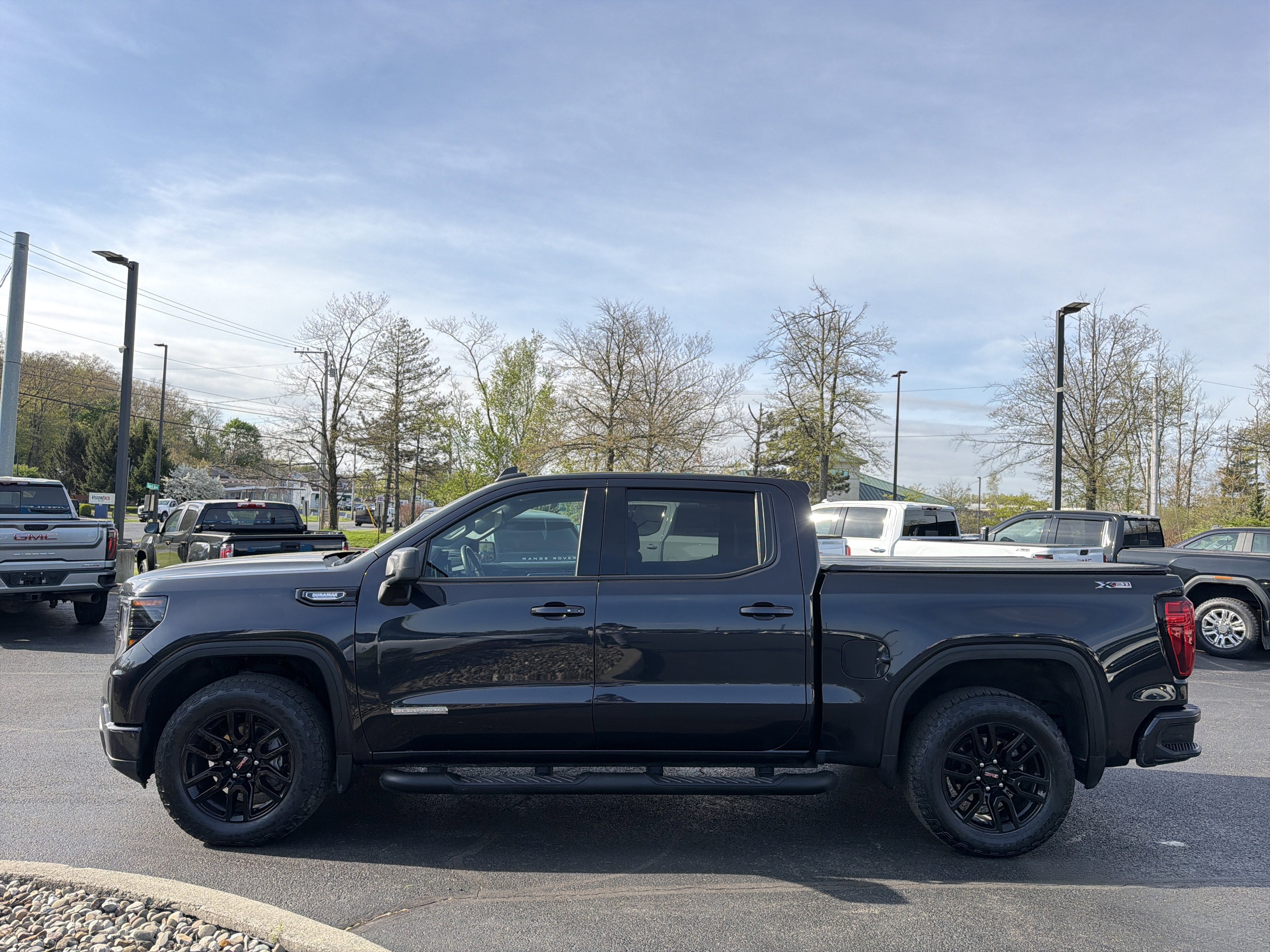 2023 GMC Sierra 1500 Elevation