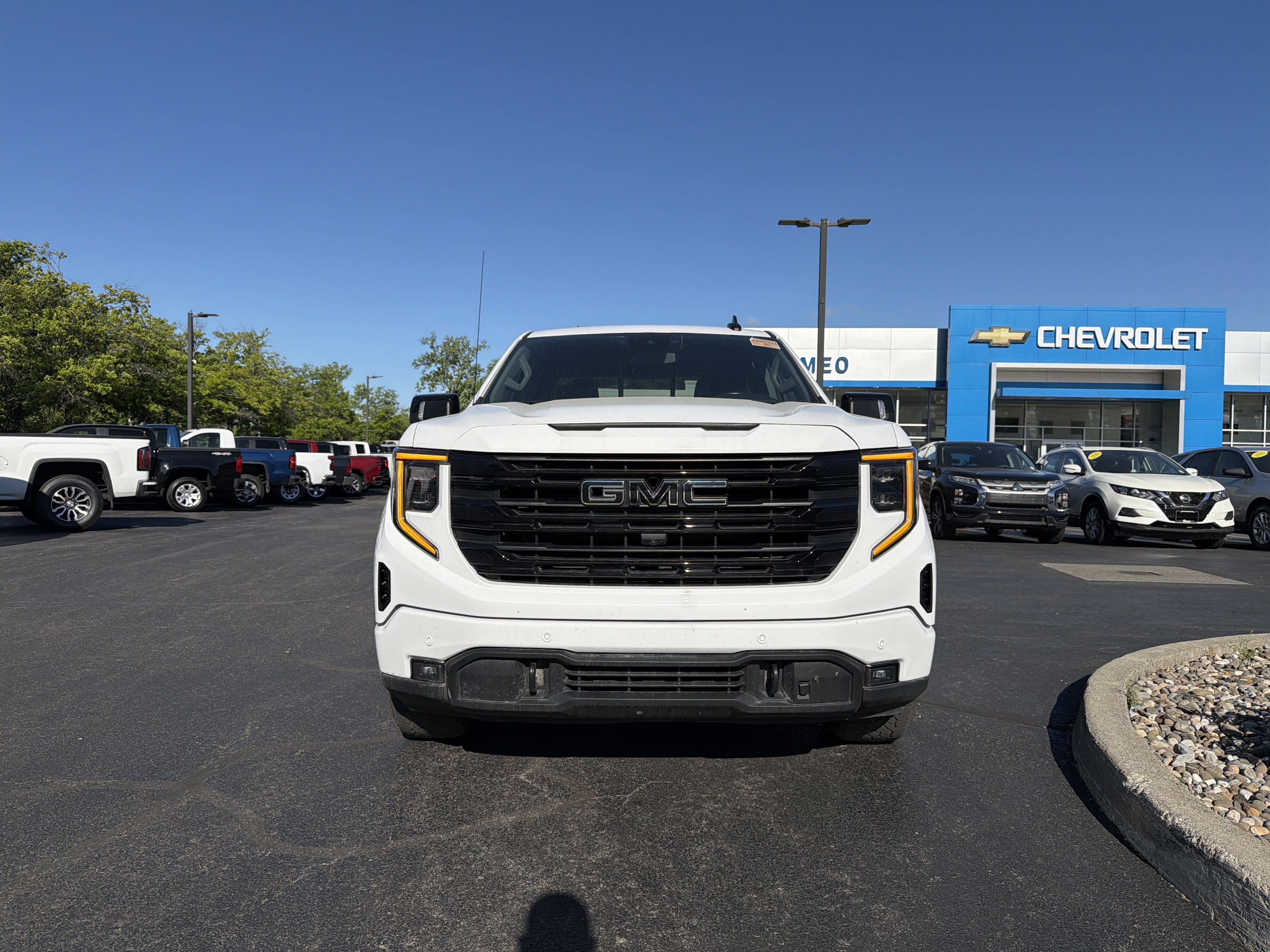 2024 GMC Sierra 1500 Elevation