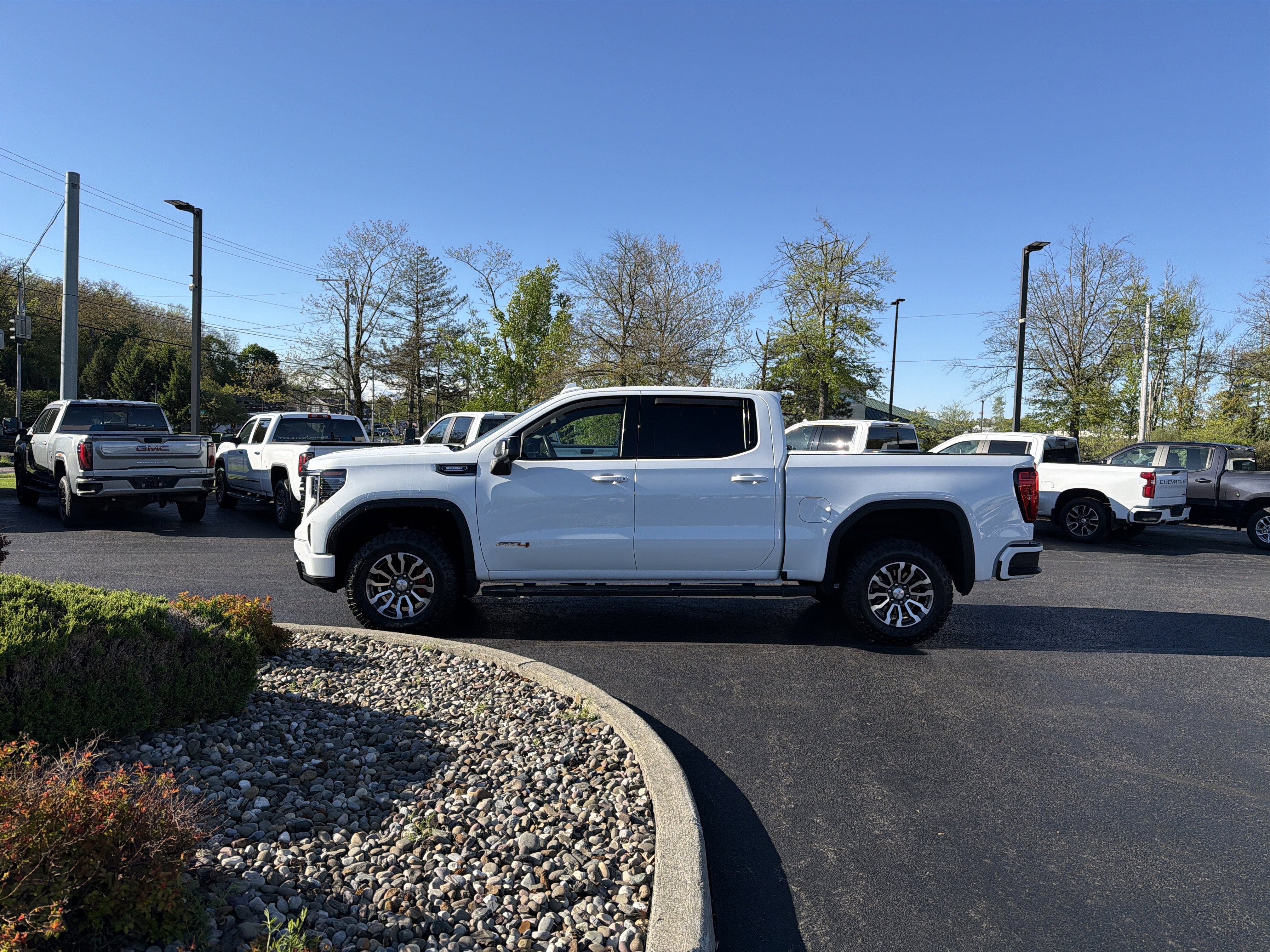 2023 GMC Sierra 1500 AT4