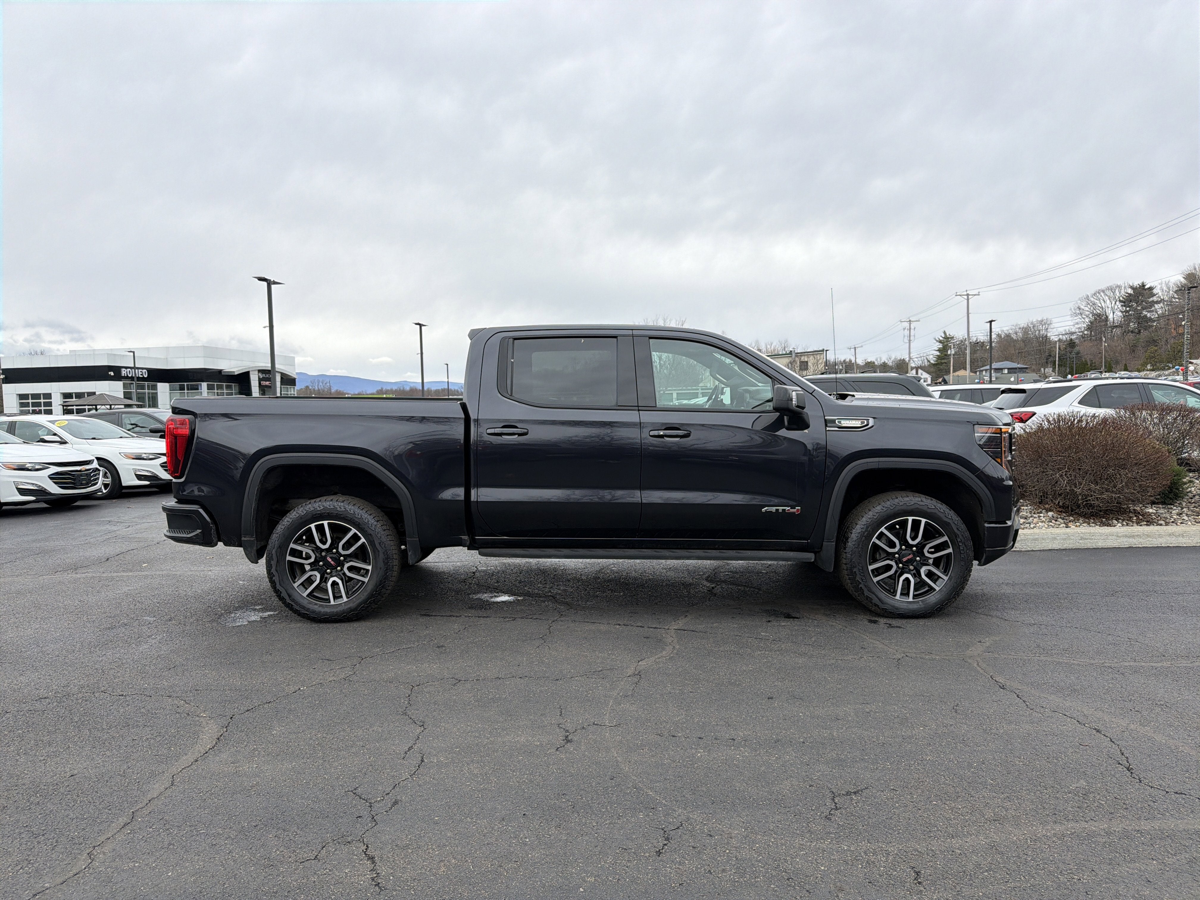 2022 GMC Sierra 1500 AT4