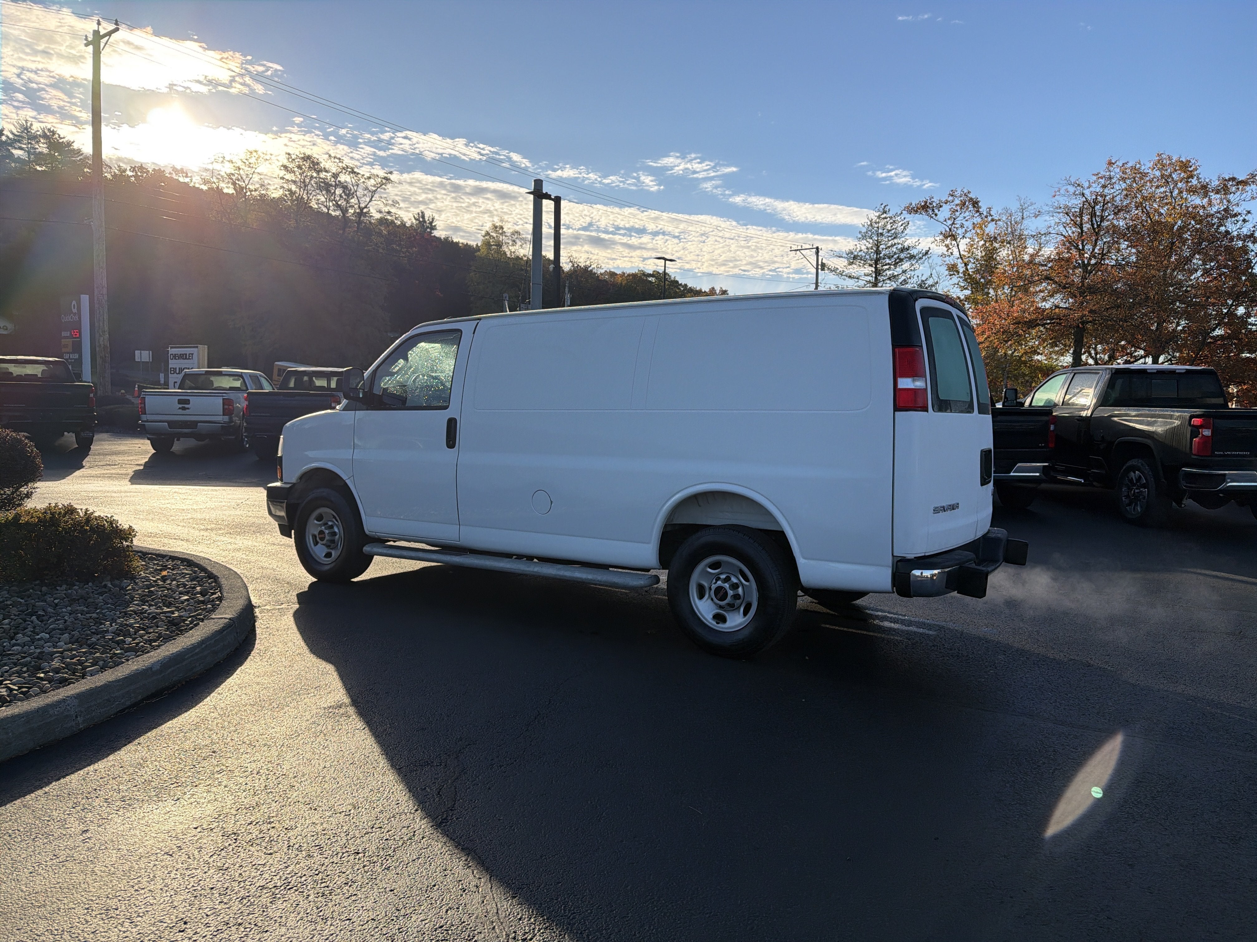 2025 GMC Savana Cargo Work Van