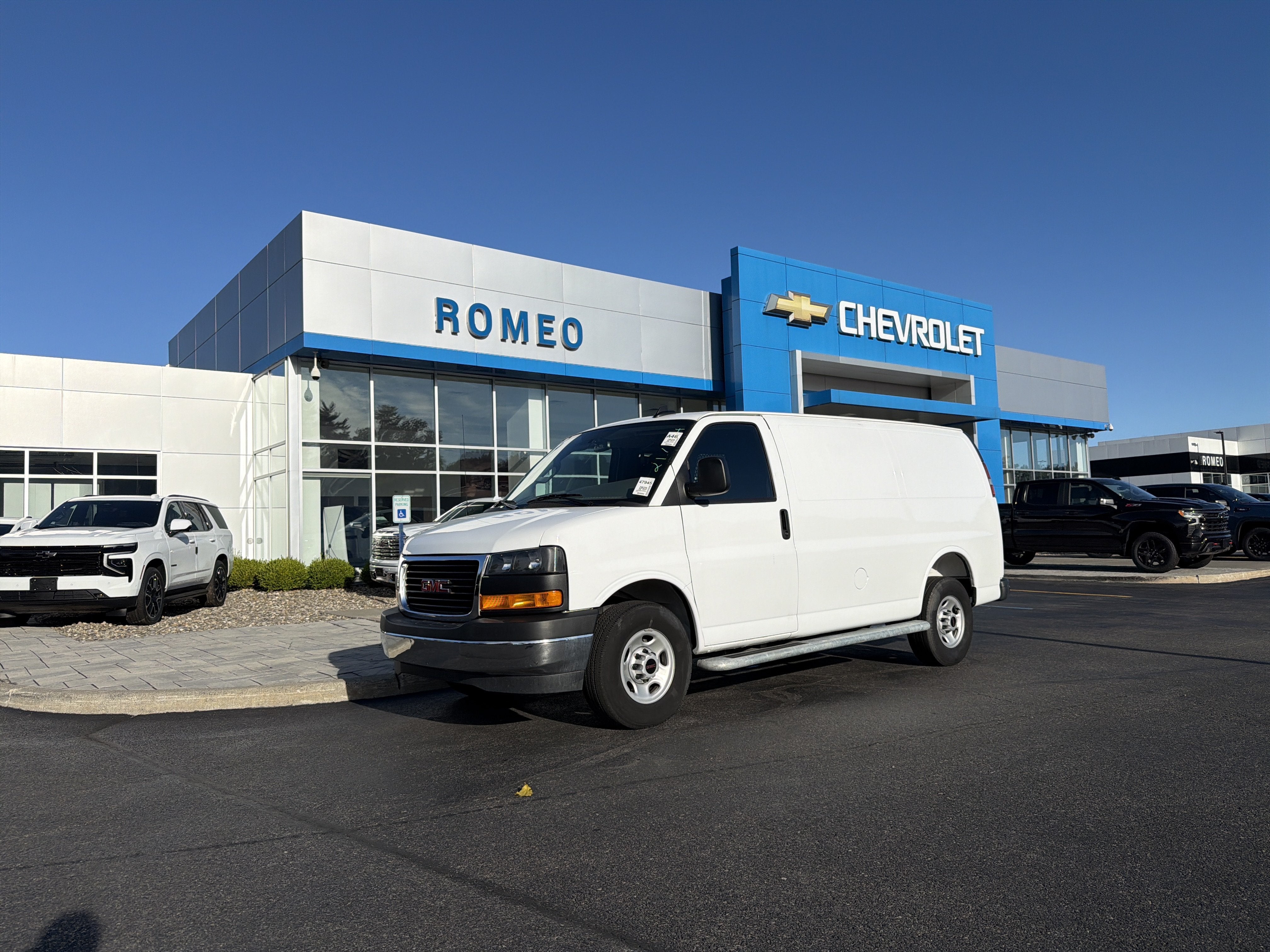 2025 GMC Savana Cargo Work Van