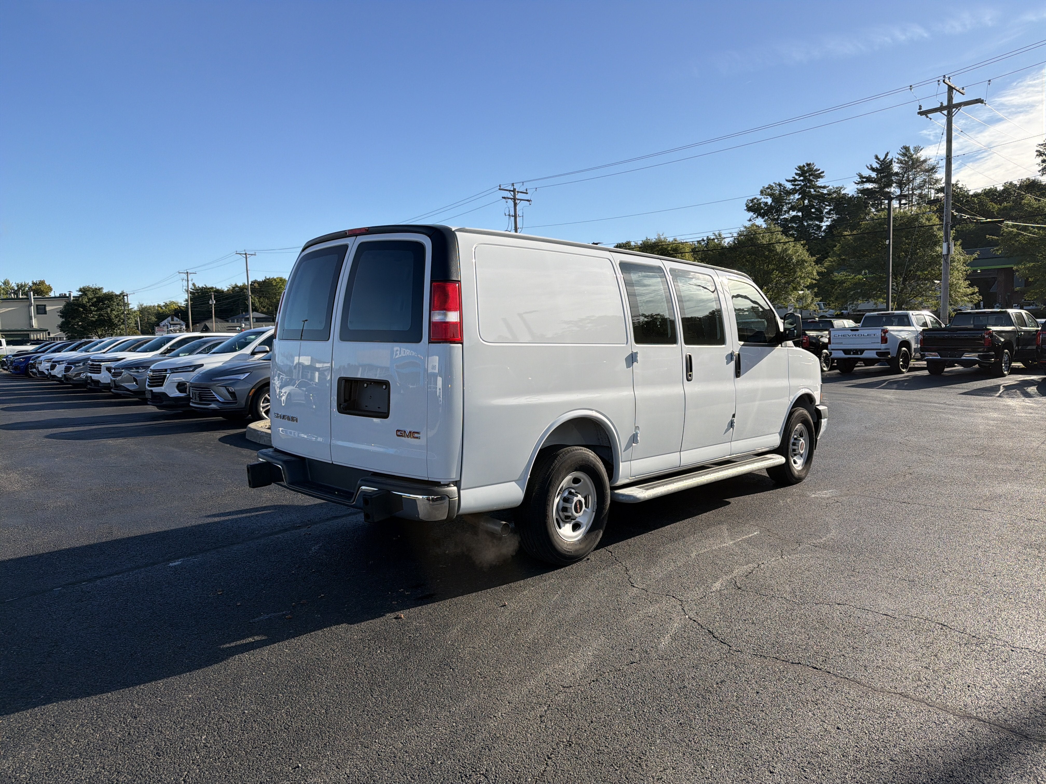 2025 GMC Savana Cargo Work Van