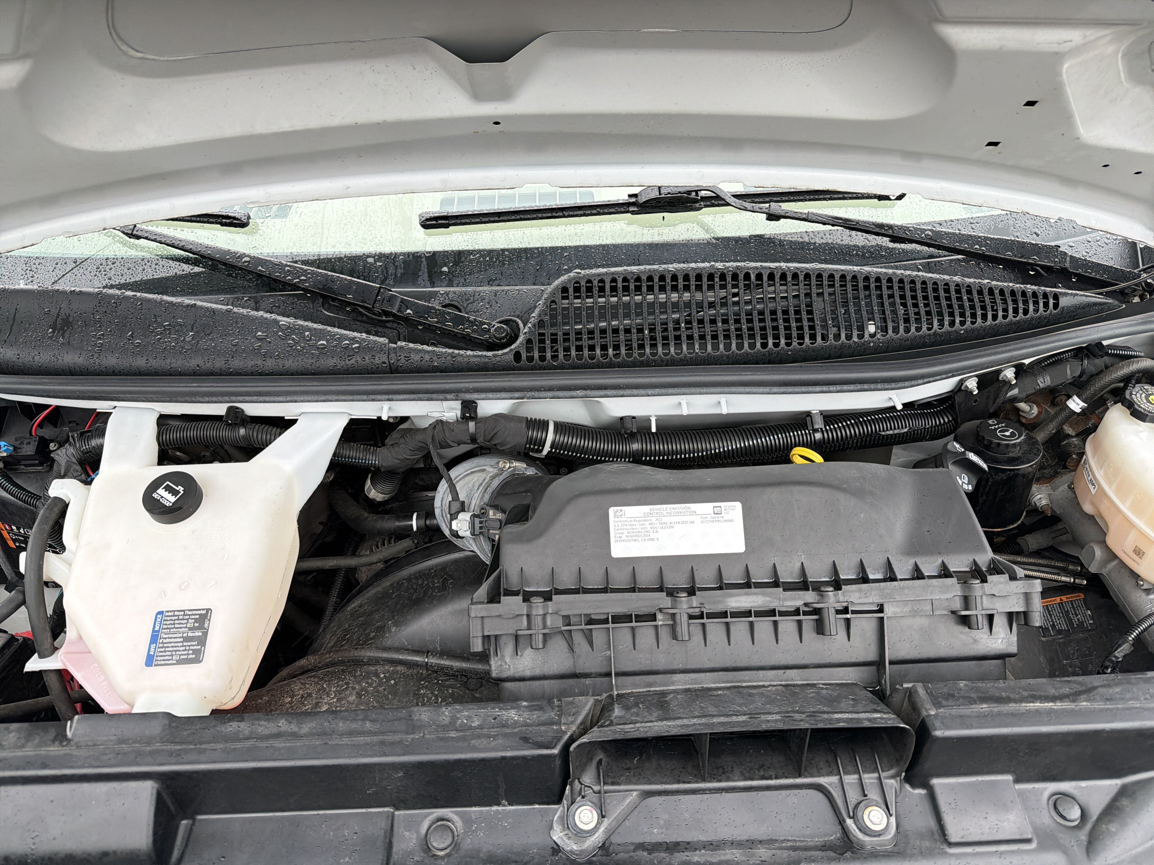 2022 GMC Savana Cargo 3500 Work Van