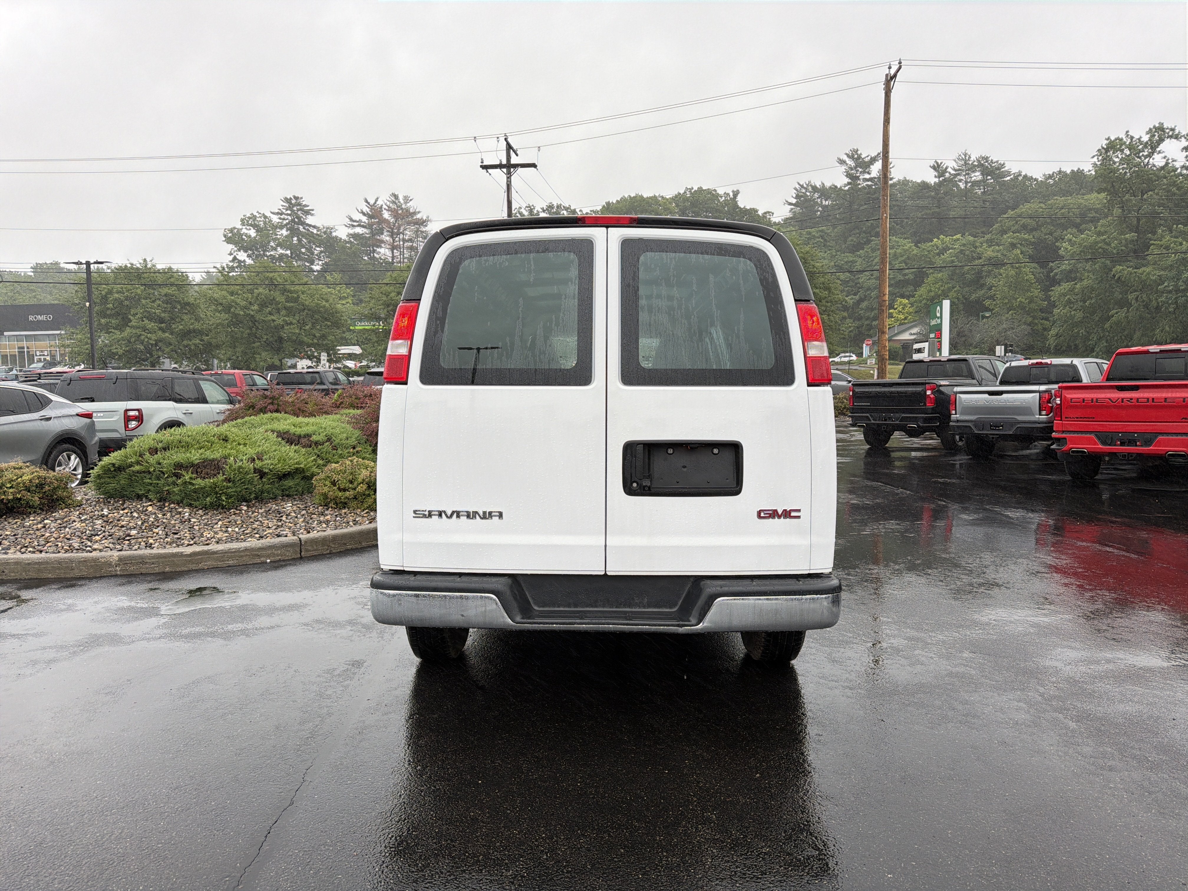 2022 GMC Savana Cargo 3500 Work Van