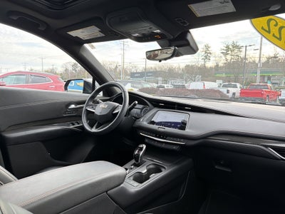 2022 Cadillac XT4 Sport