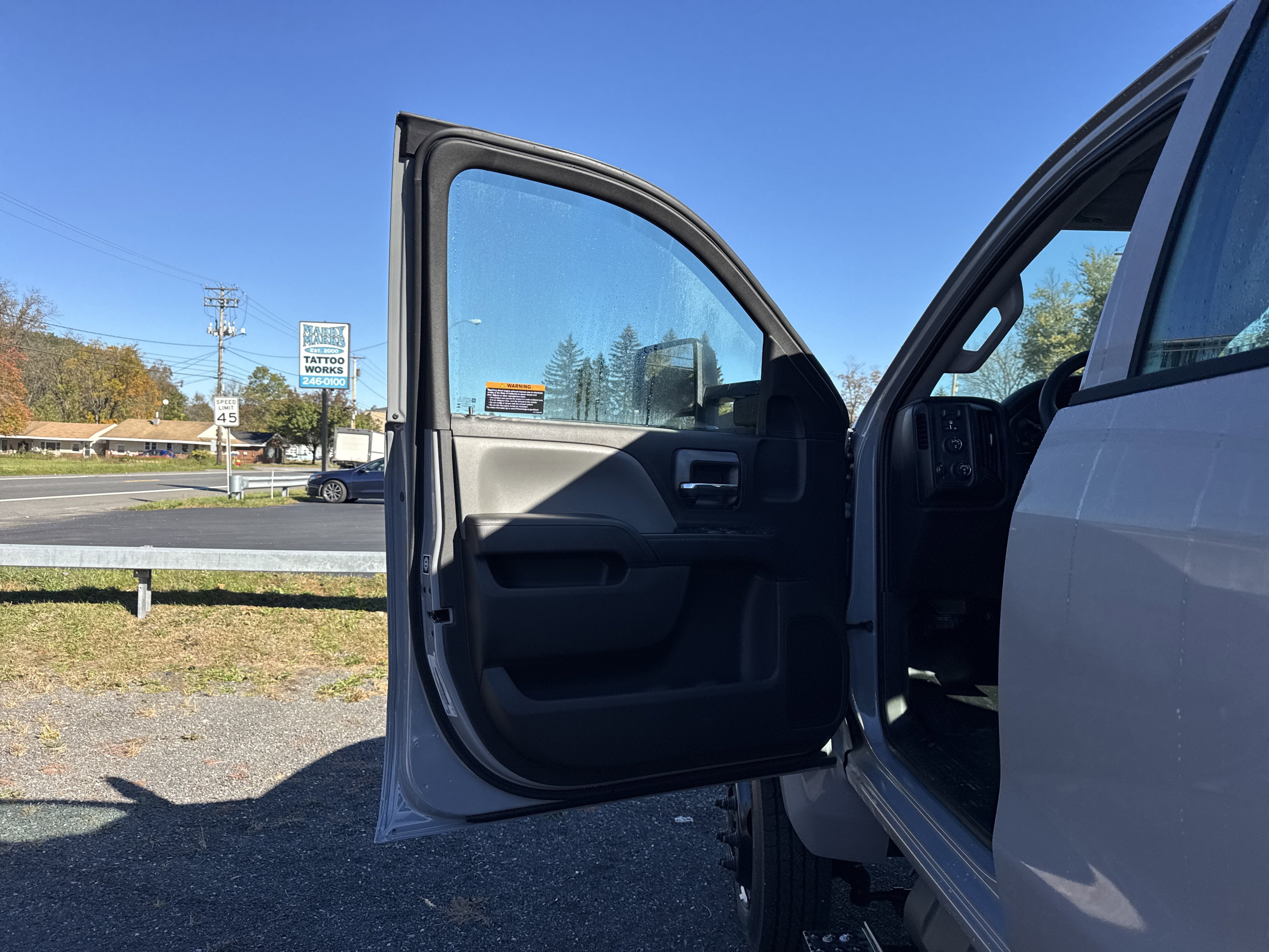 2025 Chevrolet Silverado 5500 HD Work Truck