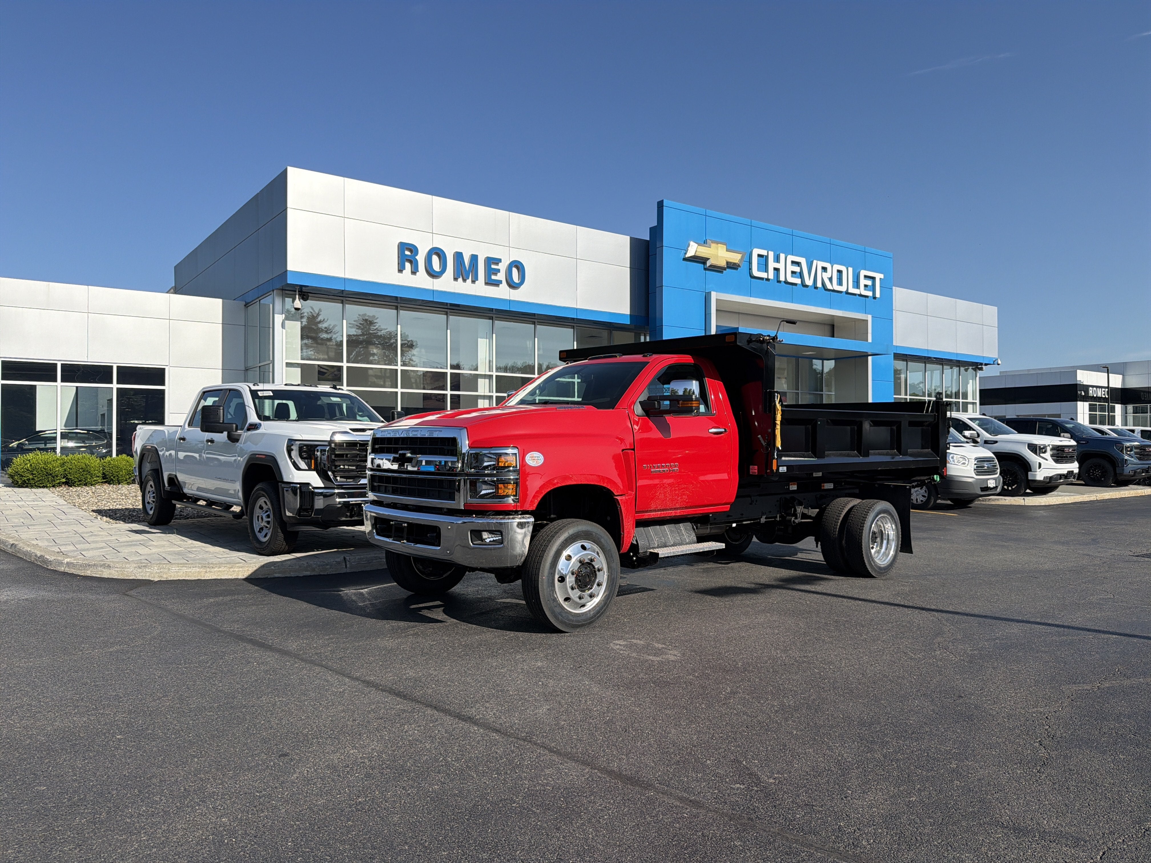 2025 Chevrolet Silverado 6500 HD Work Truck
