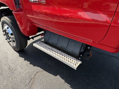 2025 Chevrolet Silverado 6500 HD Work Truck