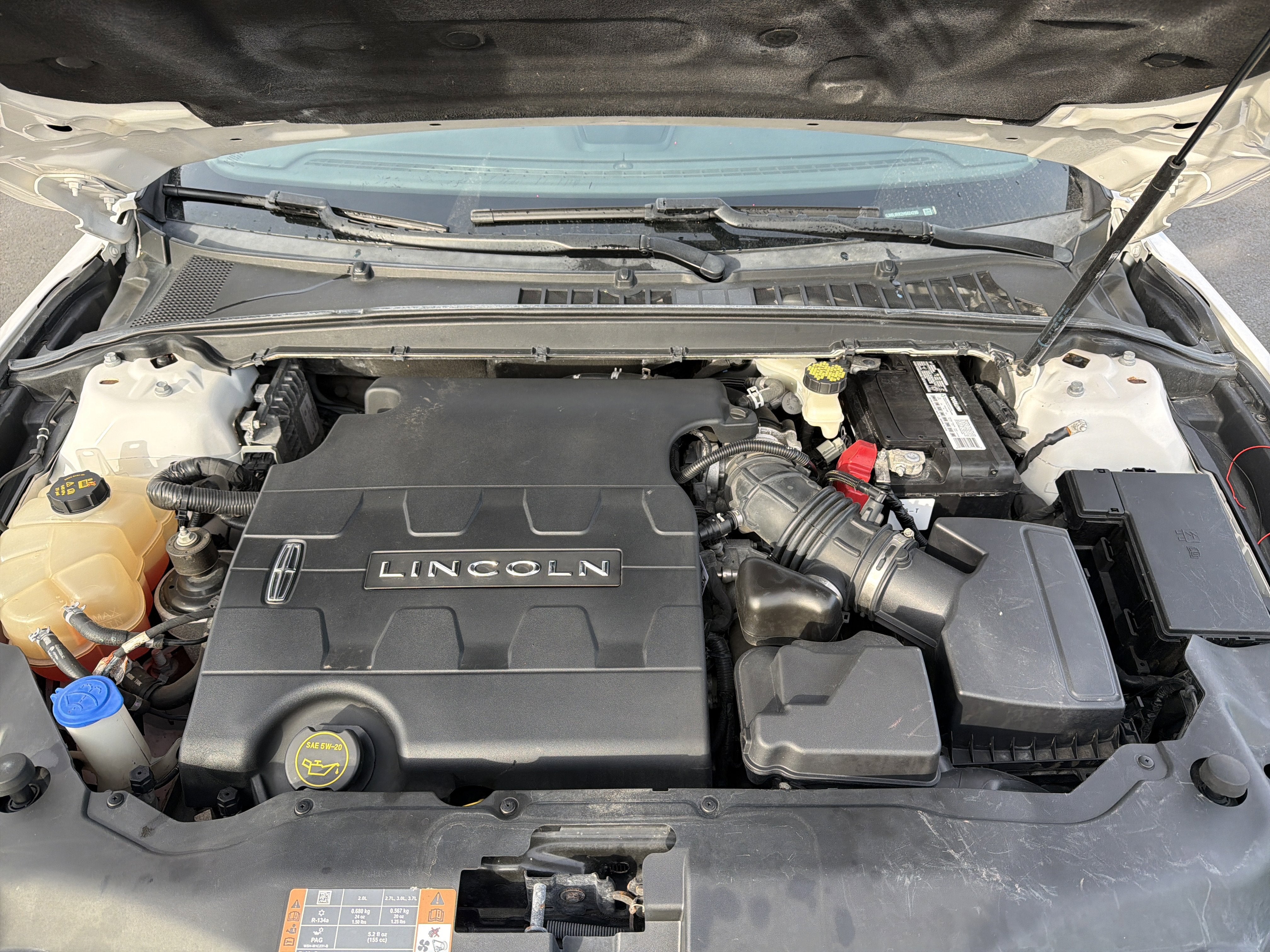 2017 Lincoln Continental Premiere