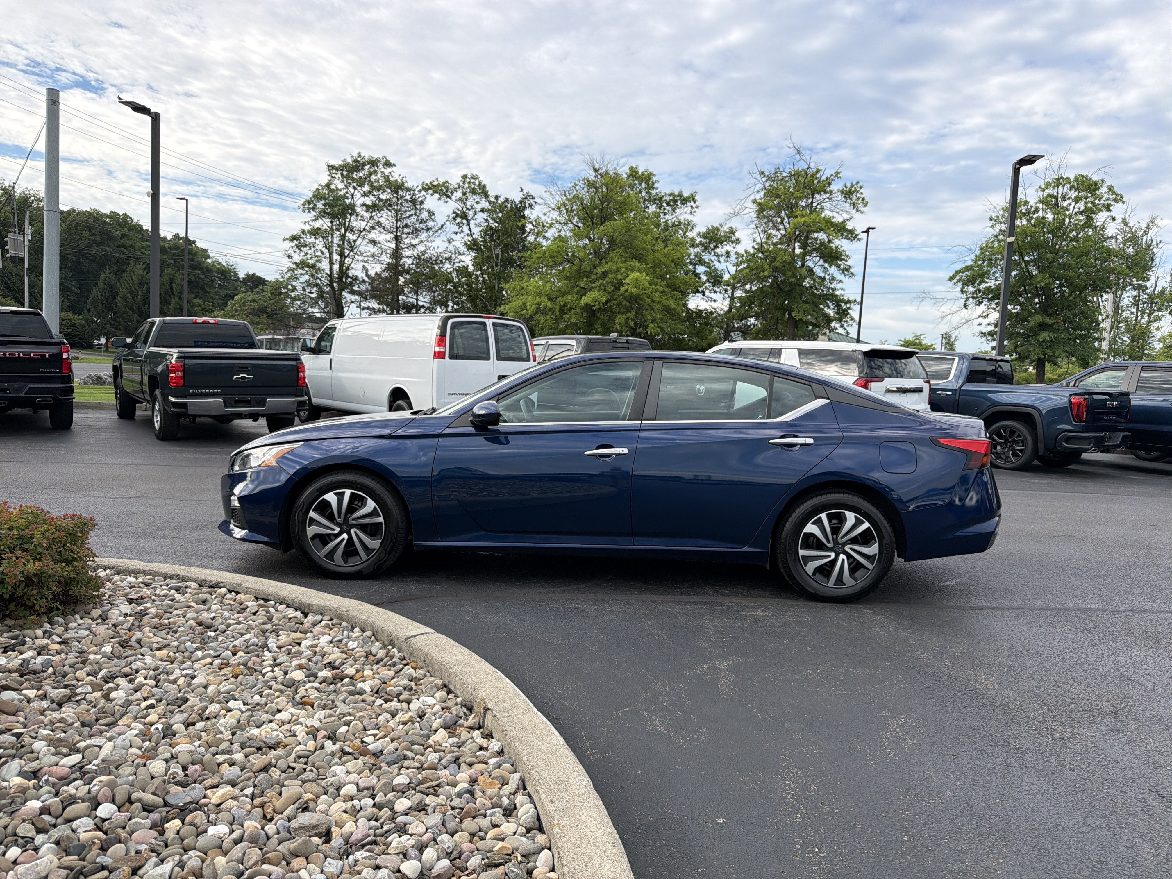 2021 Nissan Altima S FWD