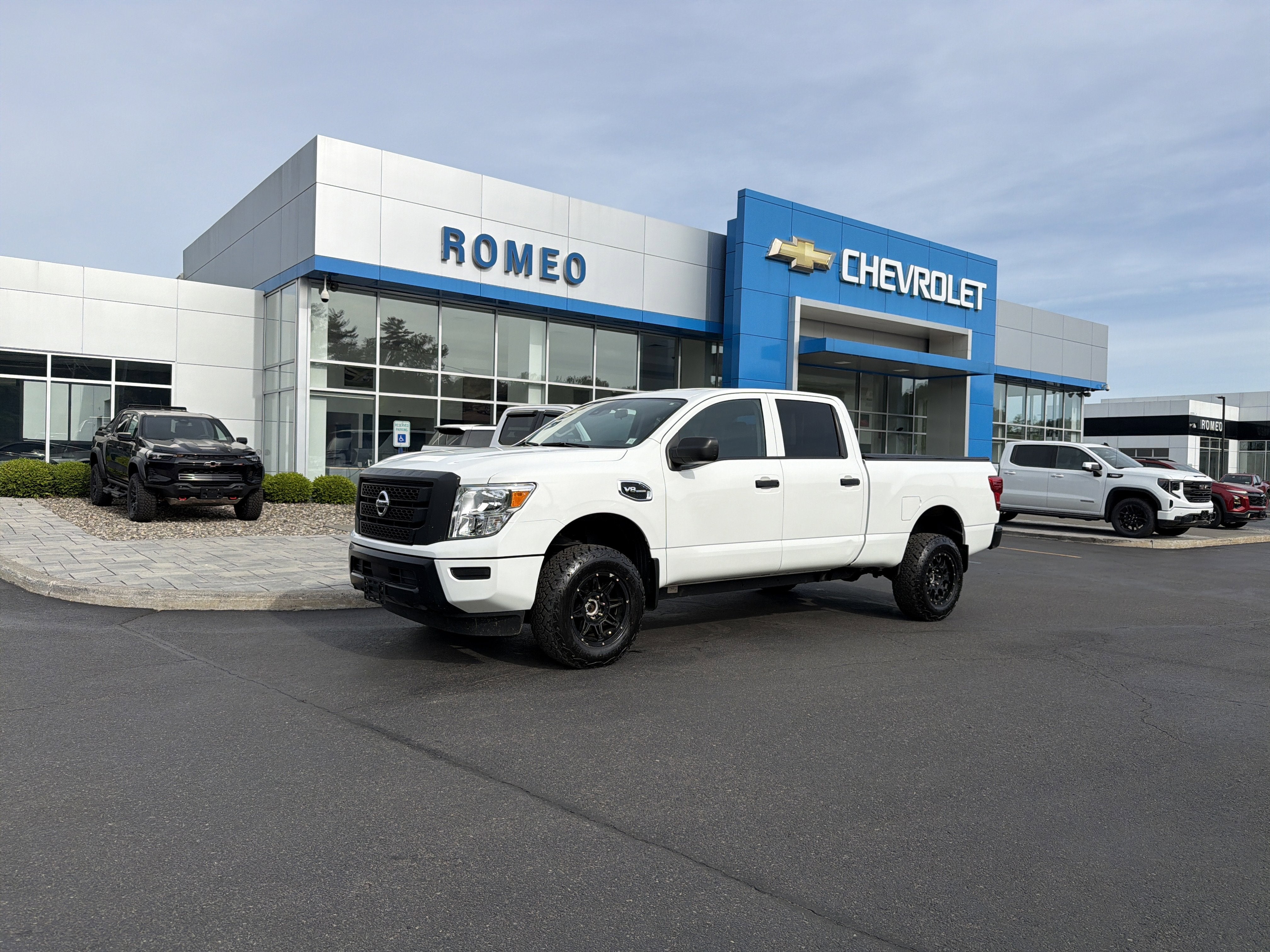 2022 Nissan TITAN XD Crew Cab S 4x4