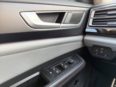 2024 Volkswagen Atlas 2.0T Peak Edition SE w/Technology