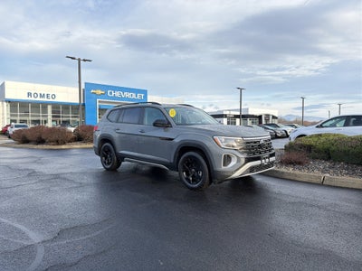 2024 Volkswagen Atlas 2.0T Peak Edition SE w/Technology