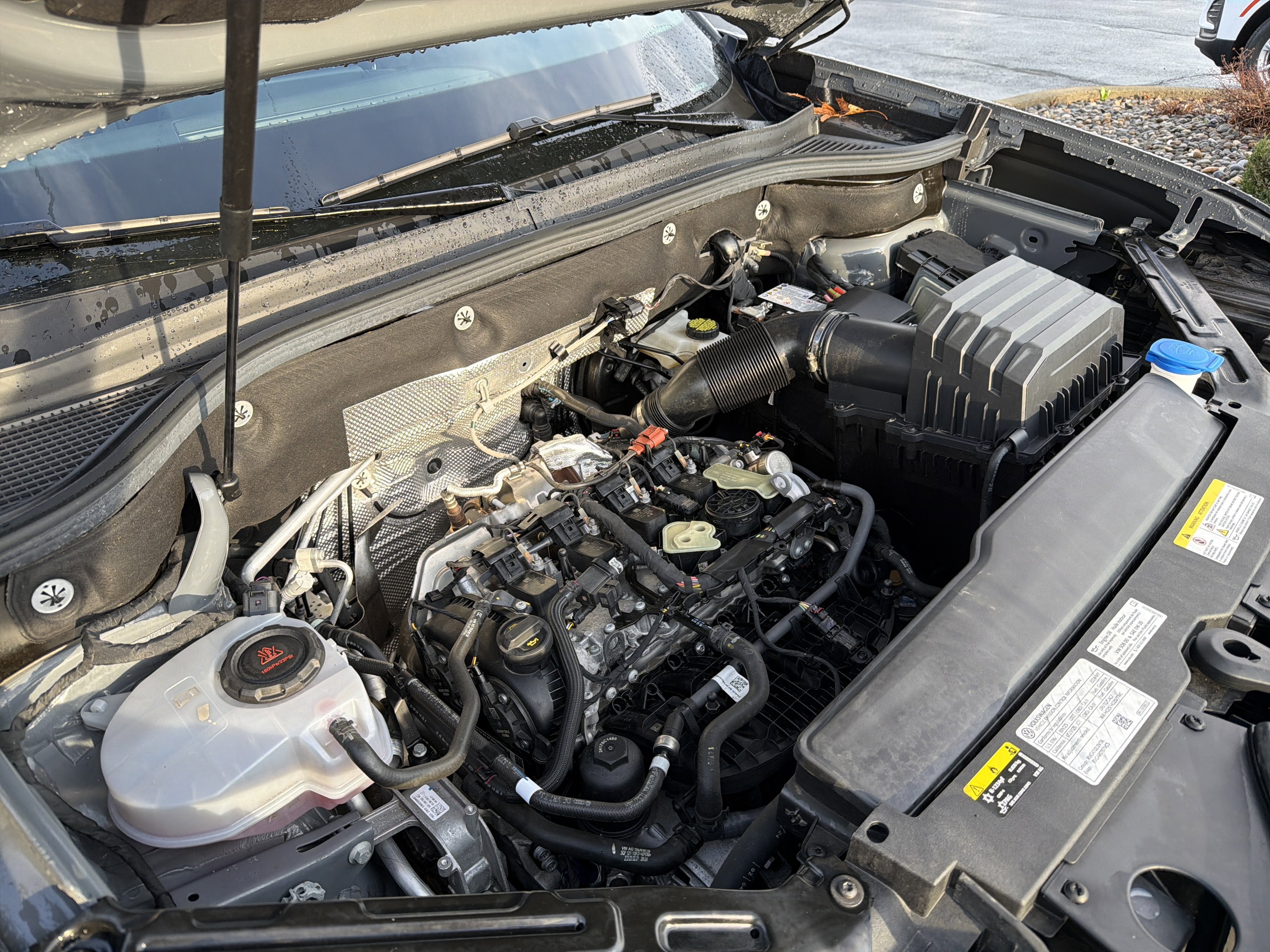 2024 Volkswagen Atlas 2.0T Peak Edition SE w/Technology