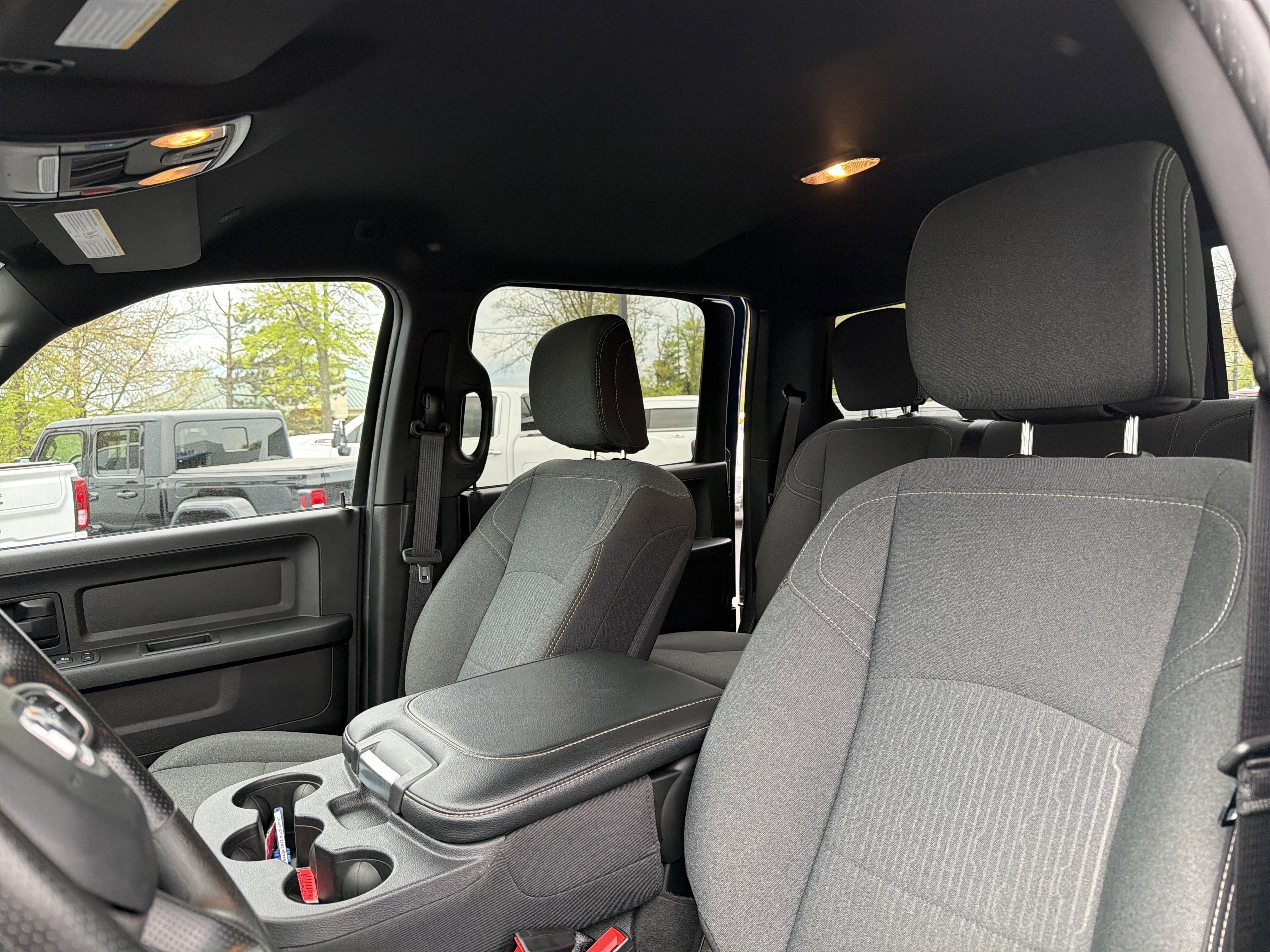 2024 RAM 3500 Tradesman Crew Cab 4x4 6'4" Box