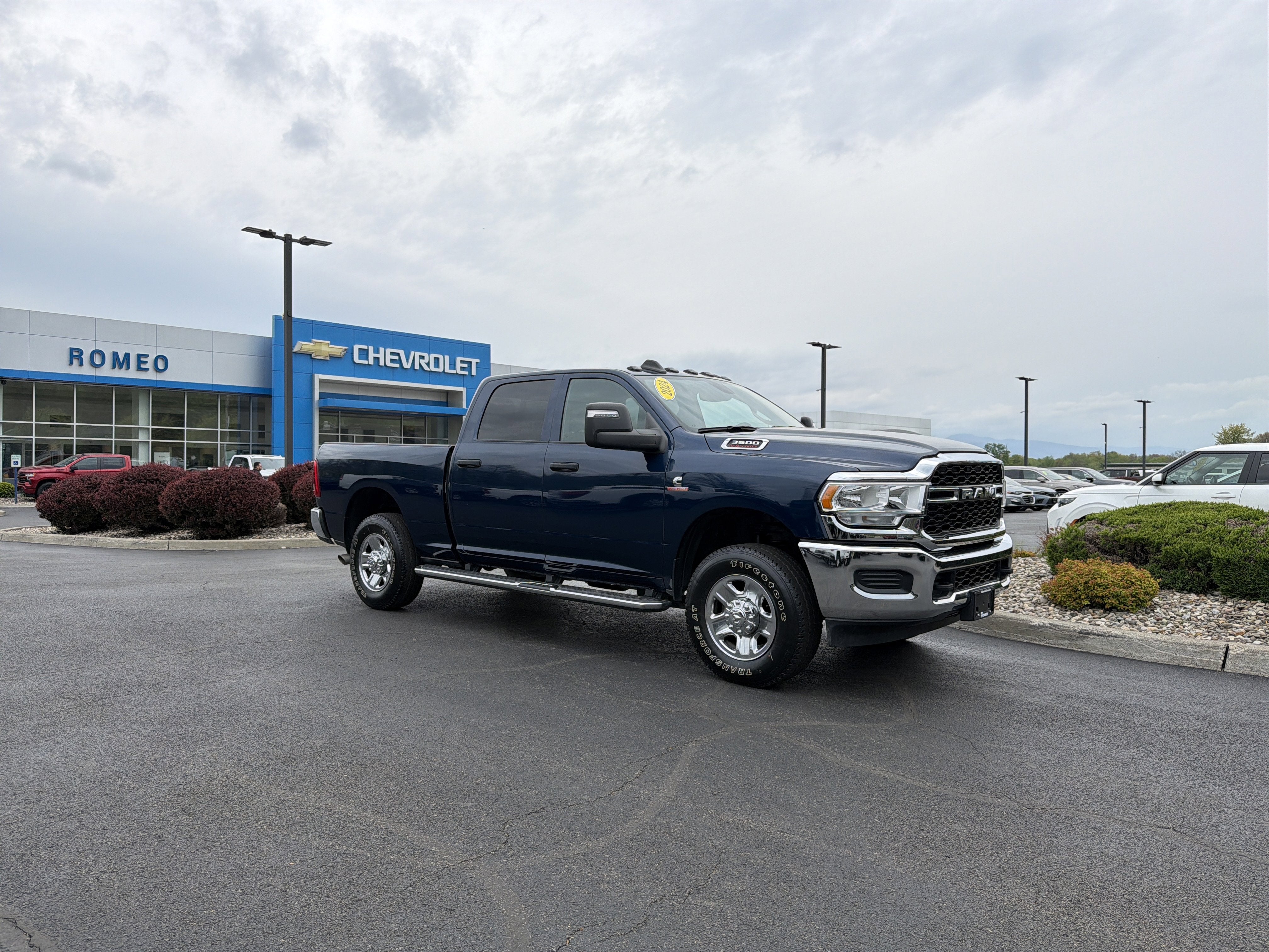 2024 RAM 3500 Tradesman Crew Cab 4x4 6'4" Box