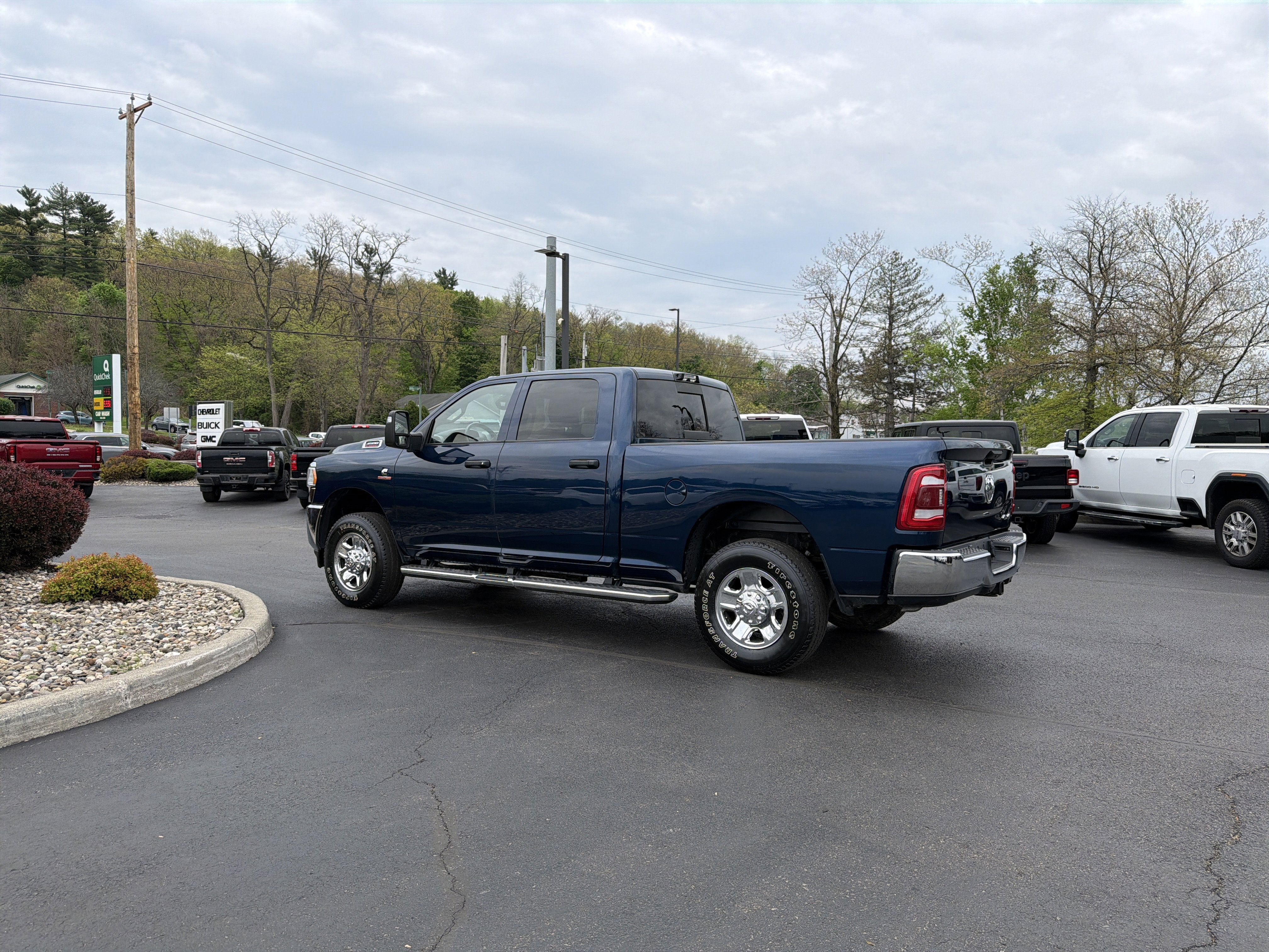 2024 RAM 3500 Tradesman Crew Cab 4x4 6'4" Box