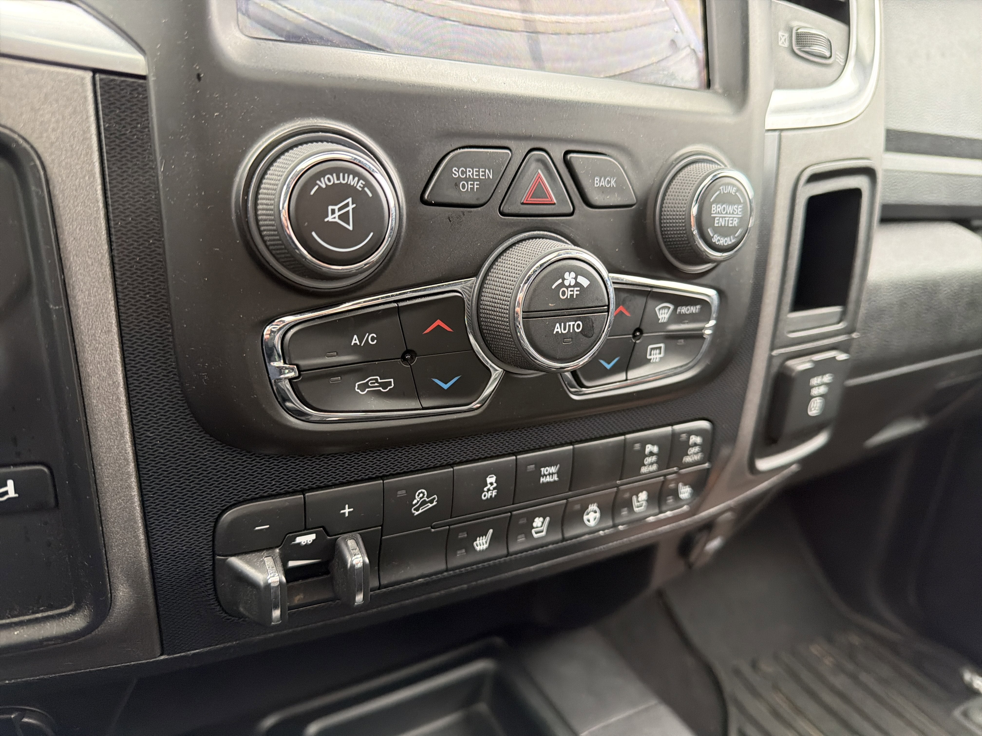 2018 RAM 2500 Power Wagon Crew Cab 4x4 6'4" Box