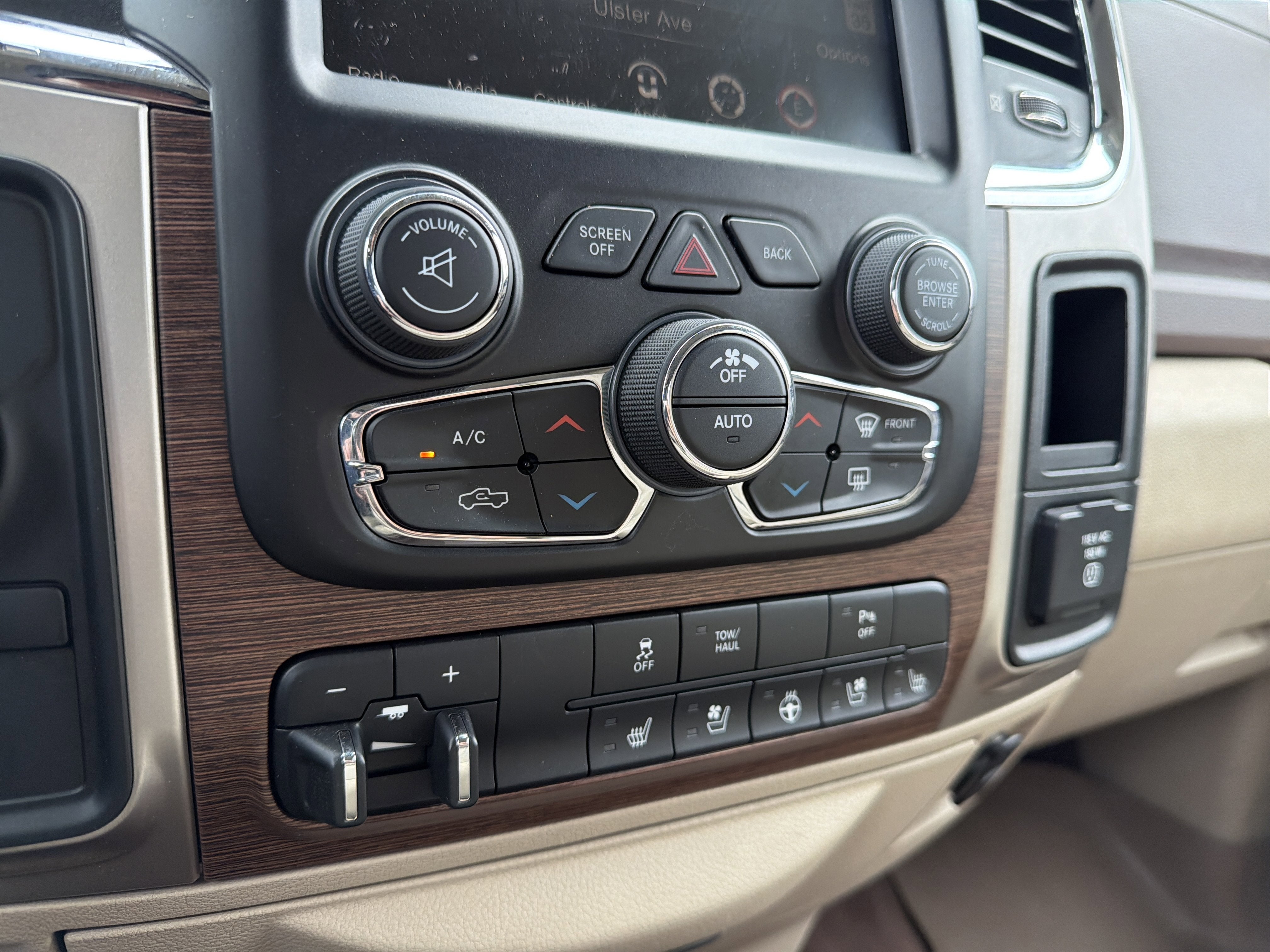 2015 RAM 2500 Laramie