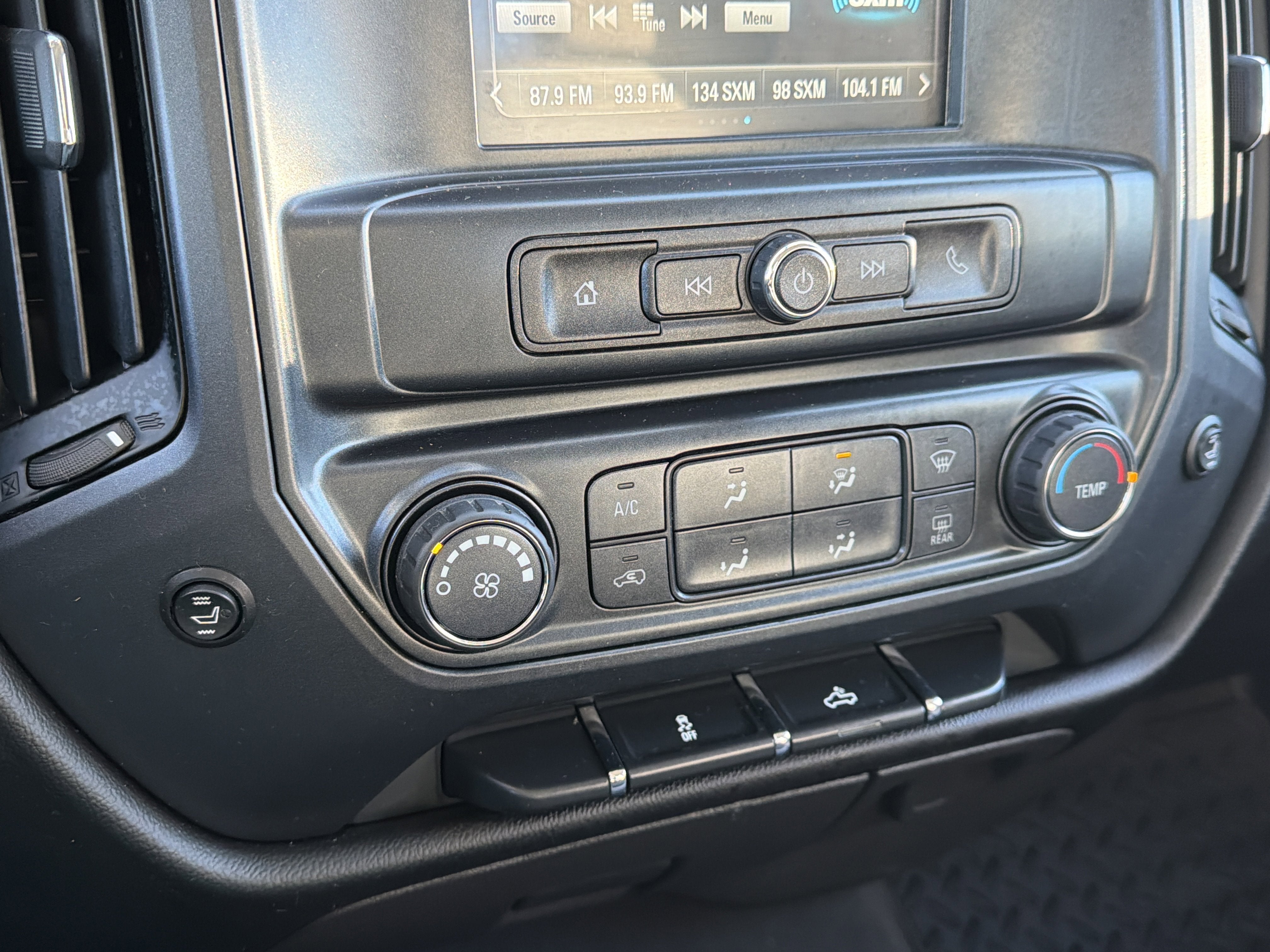 2018 Chevrolet Silverado 1500 Custom