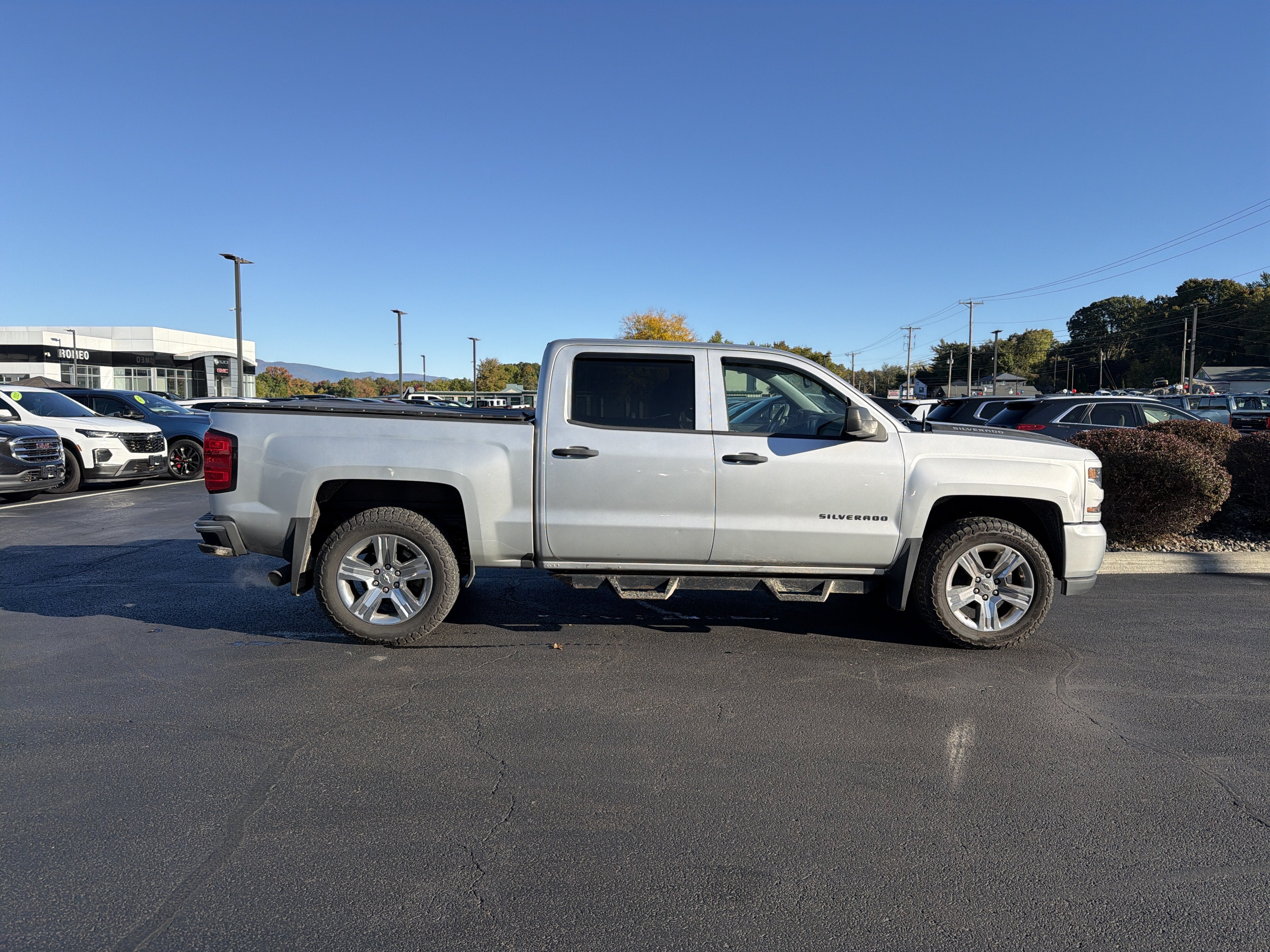 2018 Chevrolet Silverado 1500 Custom