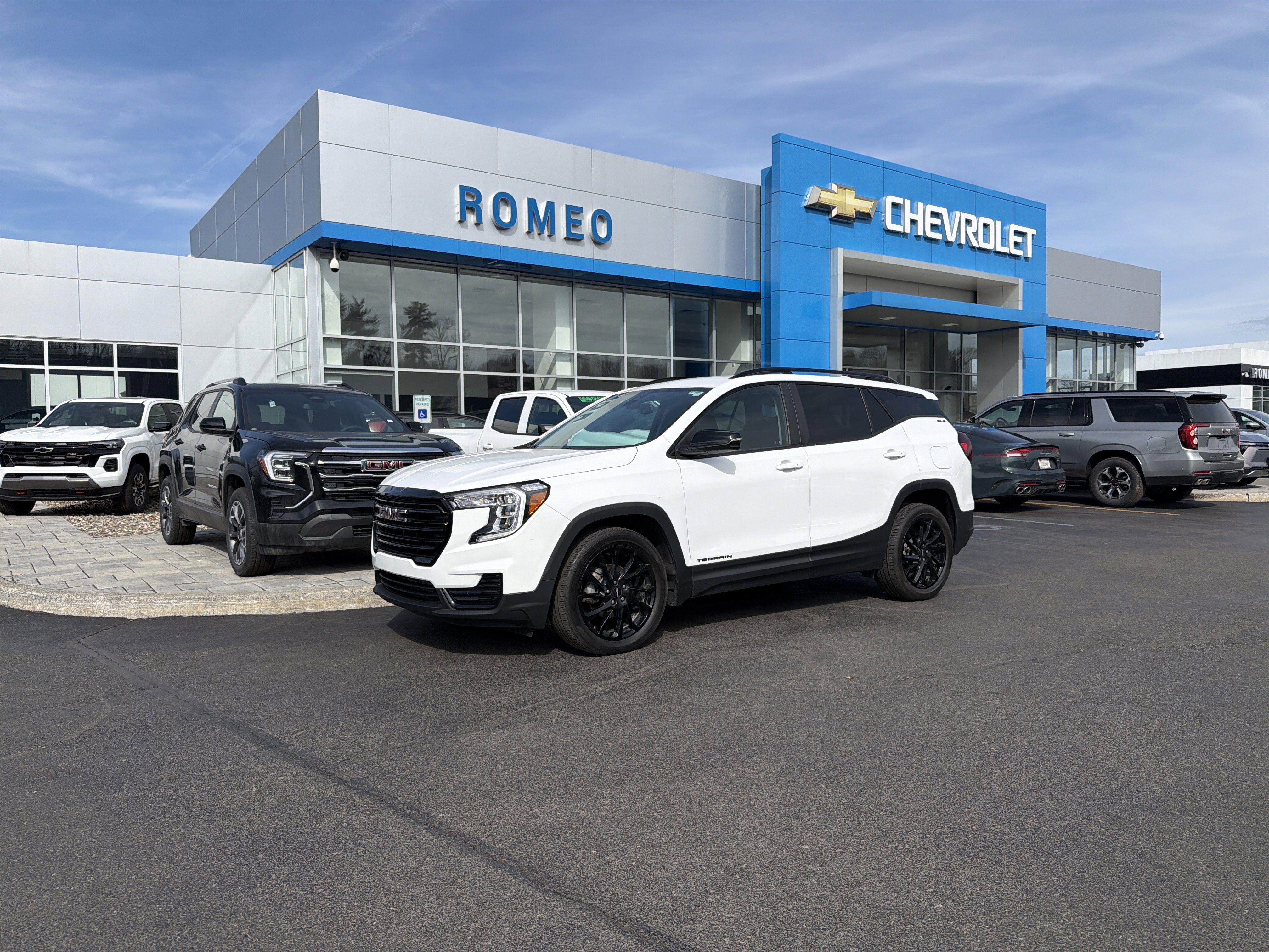 2023 GMC Terrain SLE