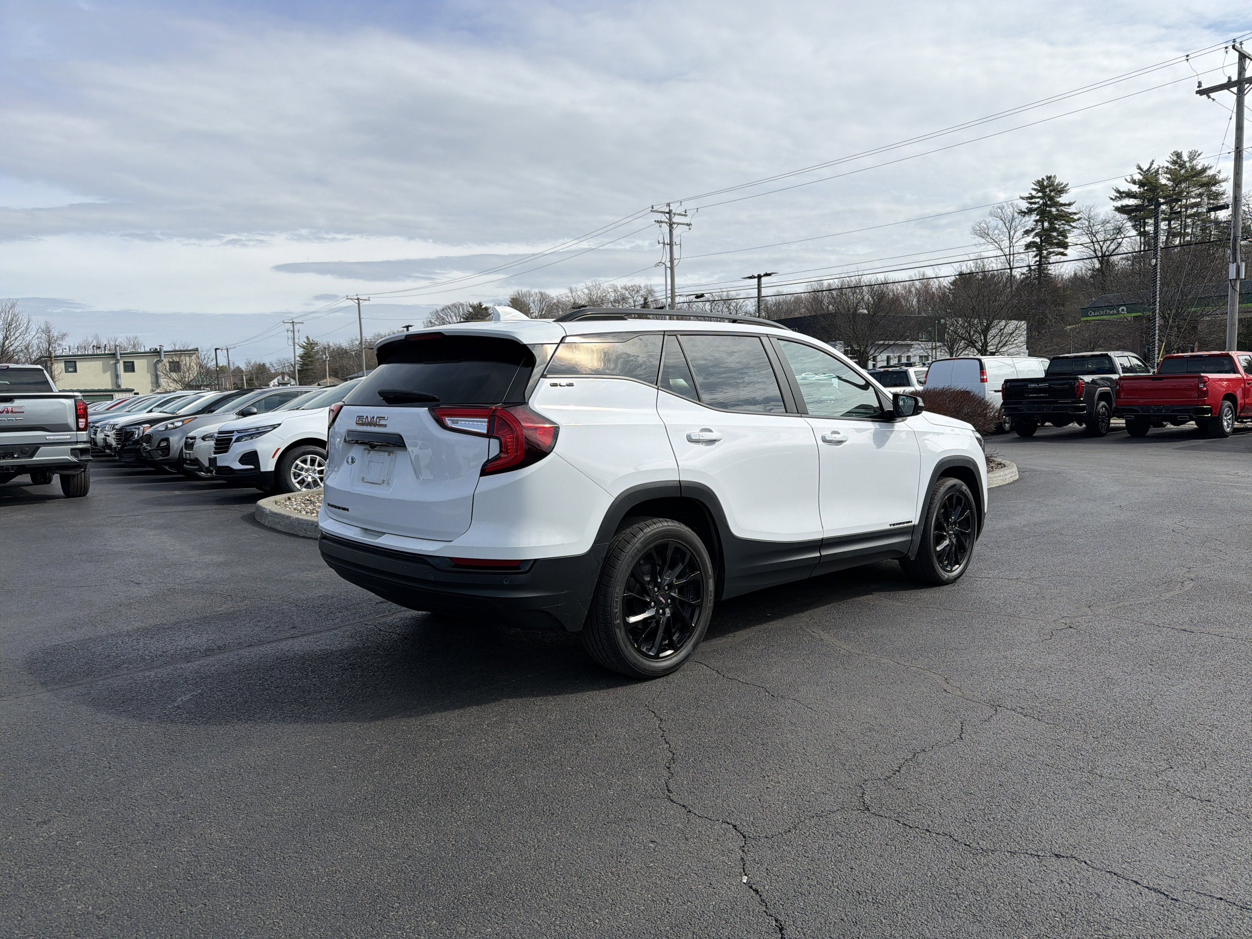 2023 GMC Terrain SLE