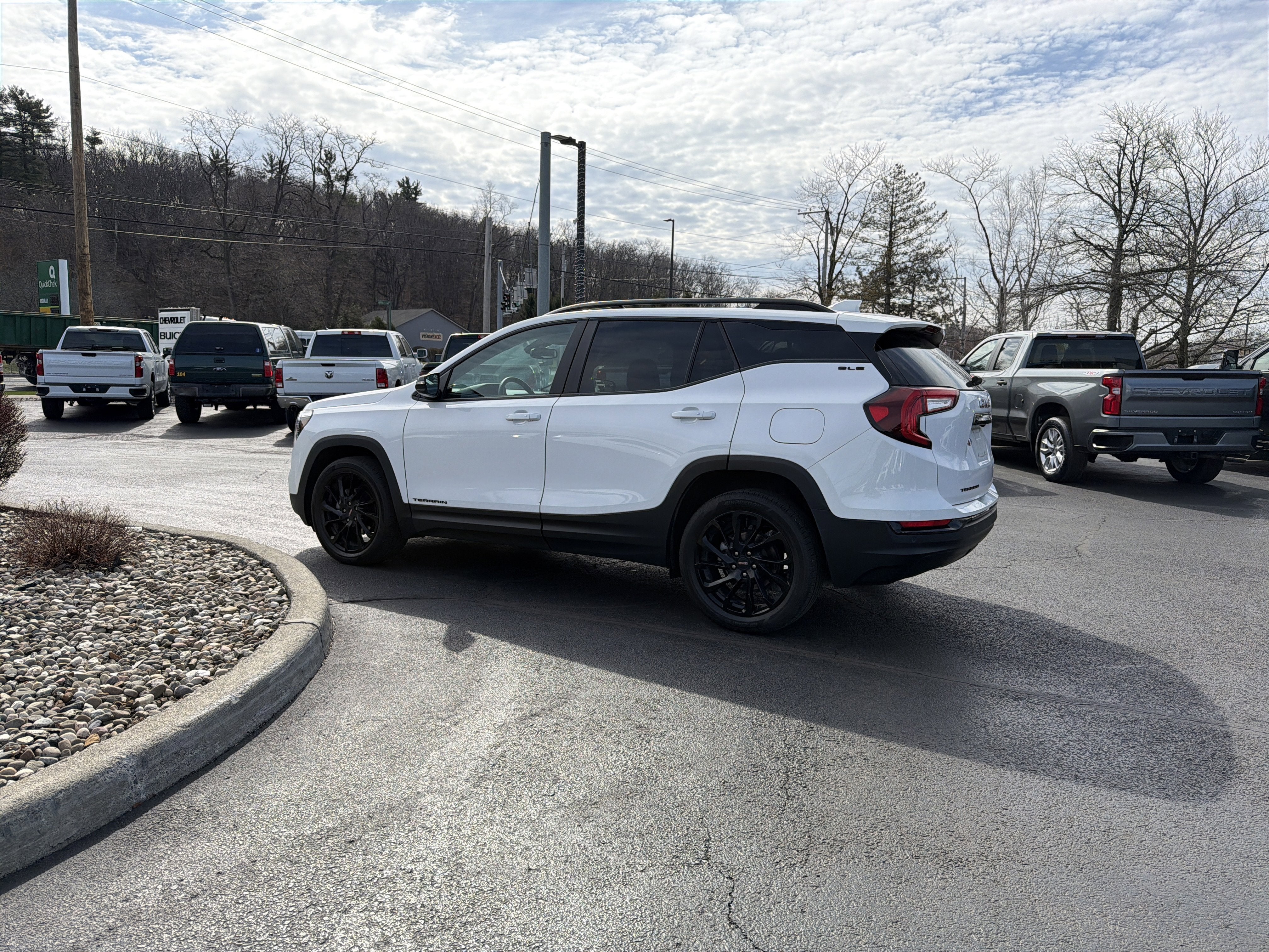 2023 GMC Terrain SLE