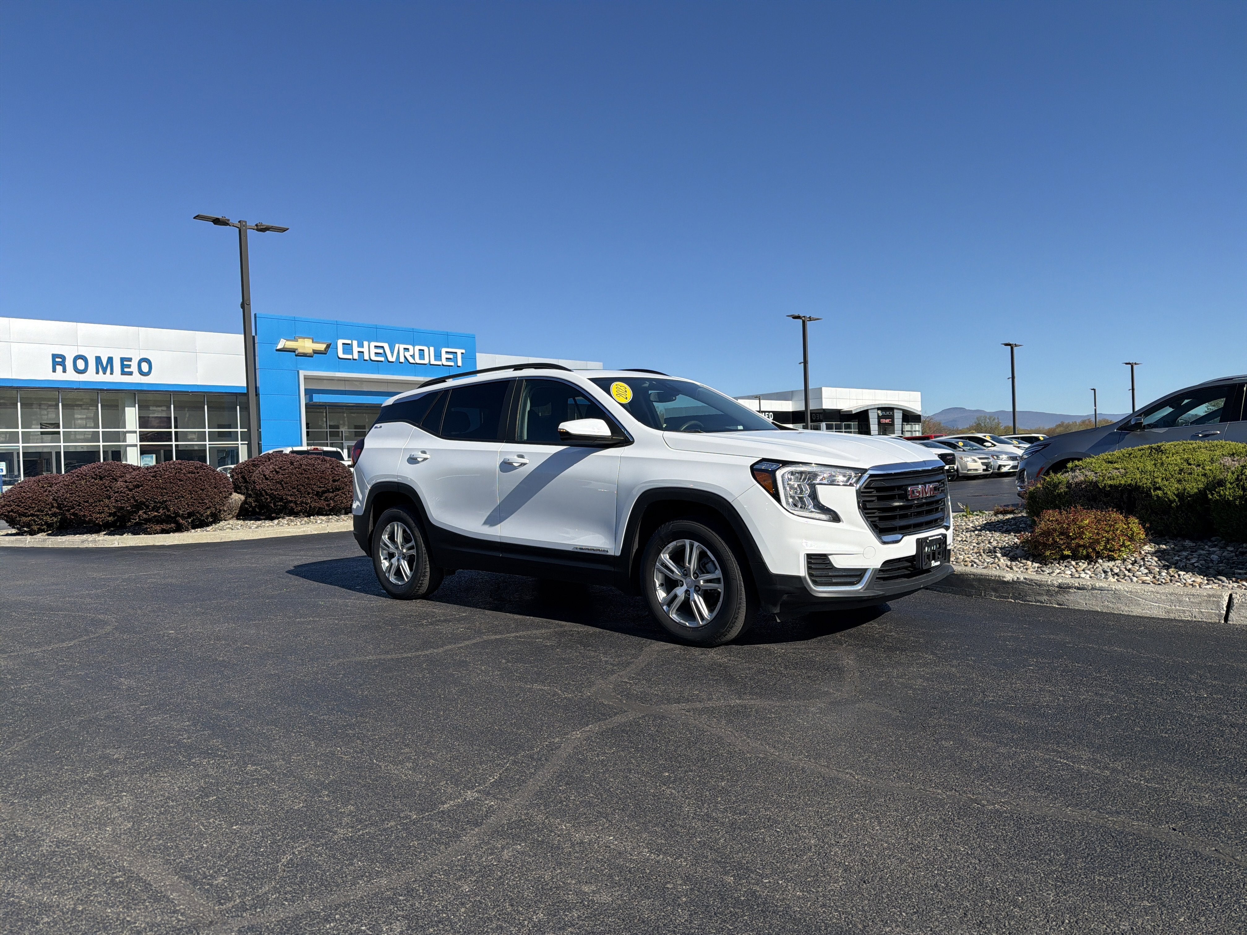 2023 GMC Terrain SLE