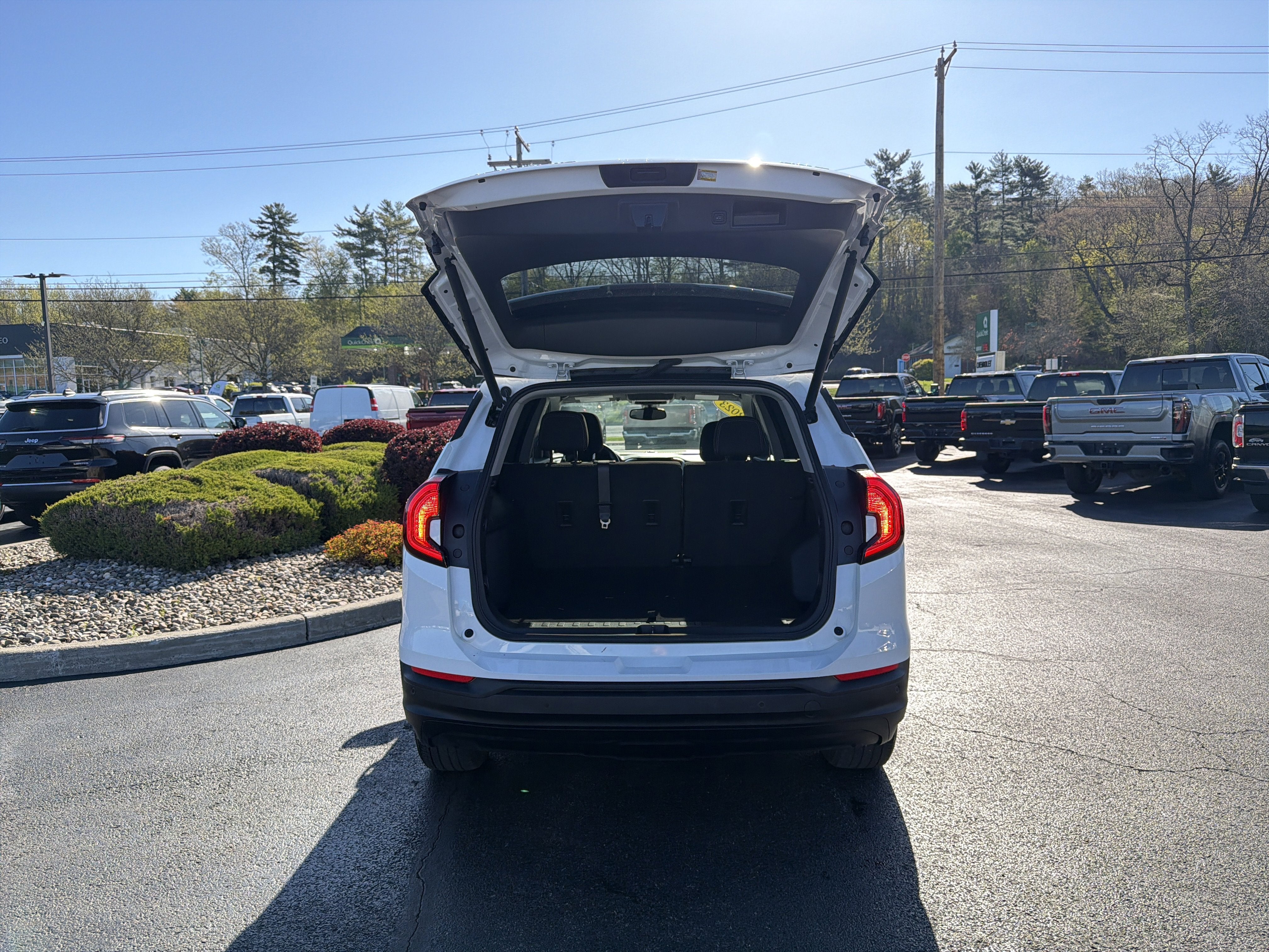 2023 GMC Terrain SLE