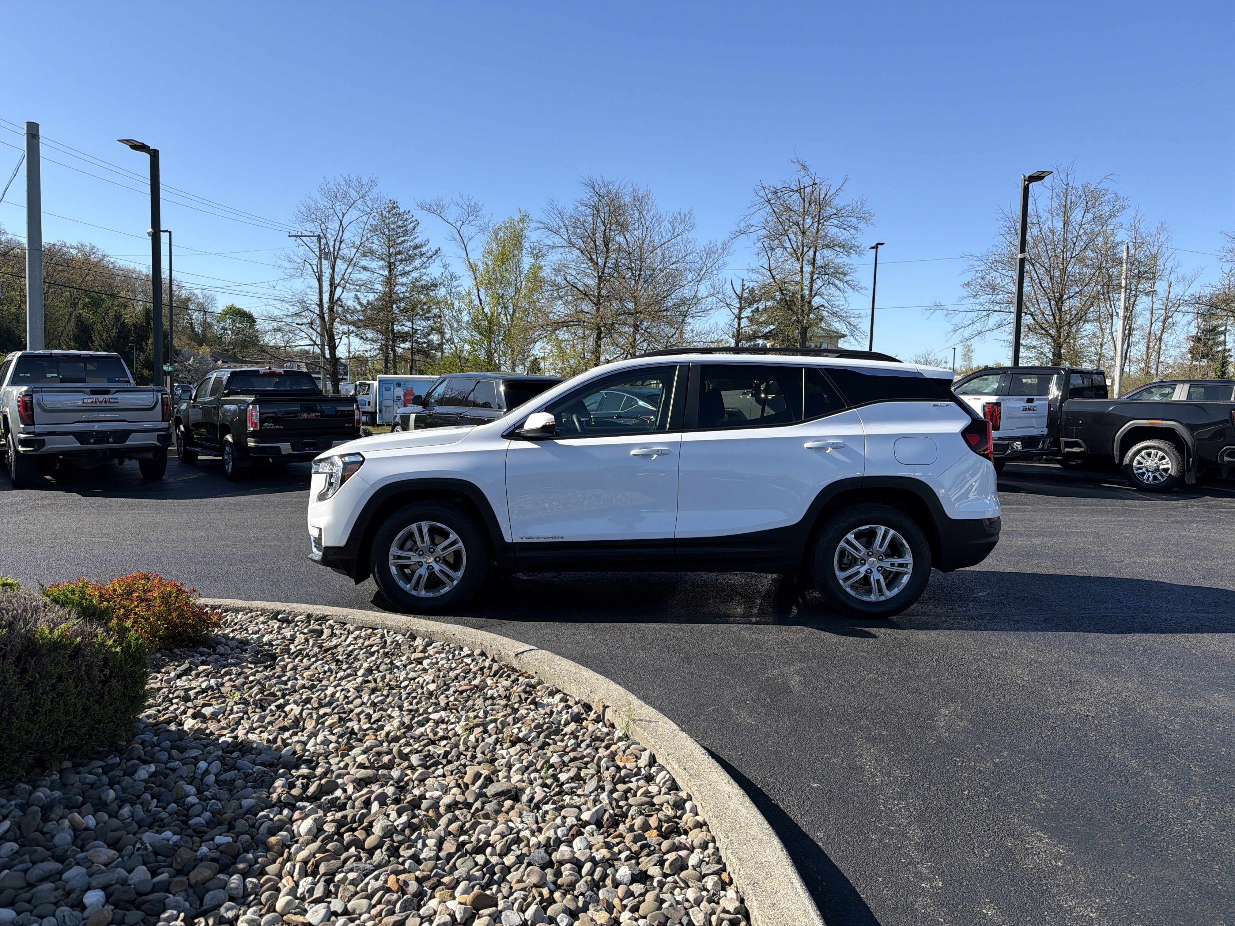 2023 GMC Terrain SLE