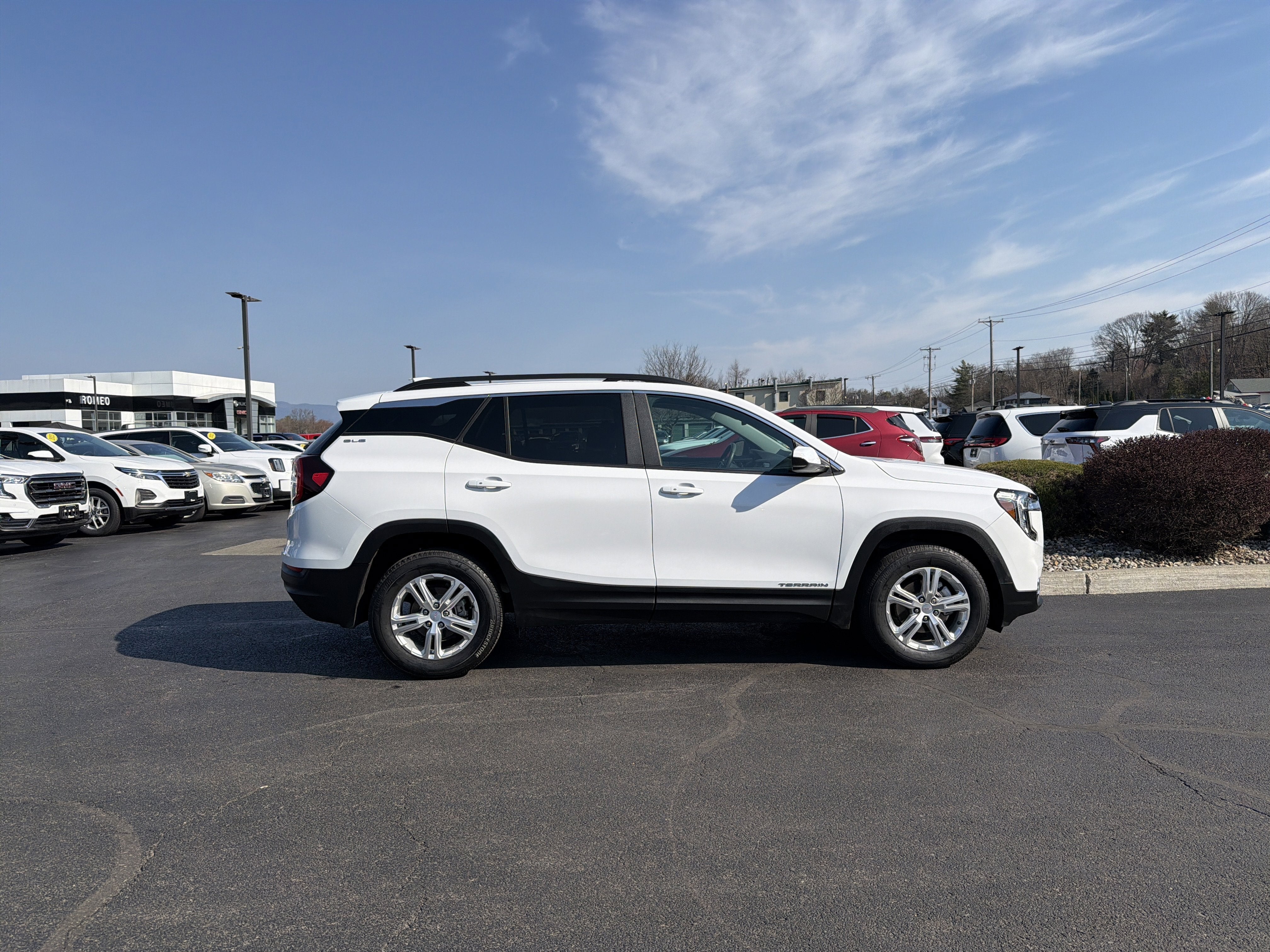 2022 GMC Terrain SLE