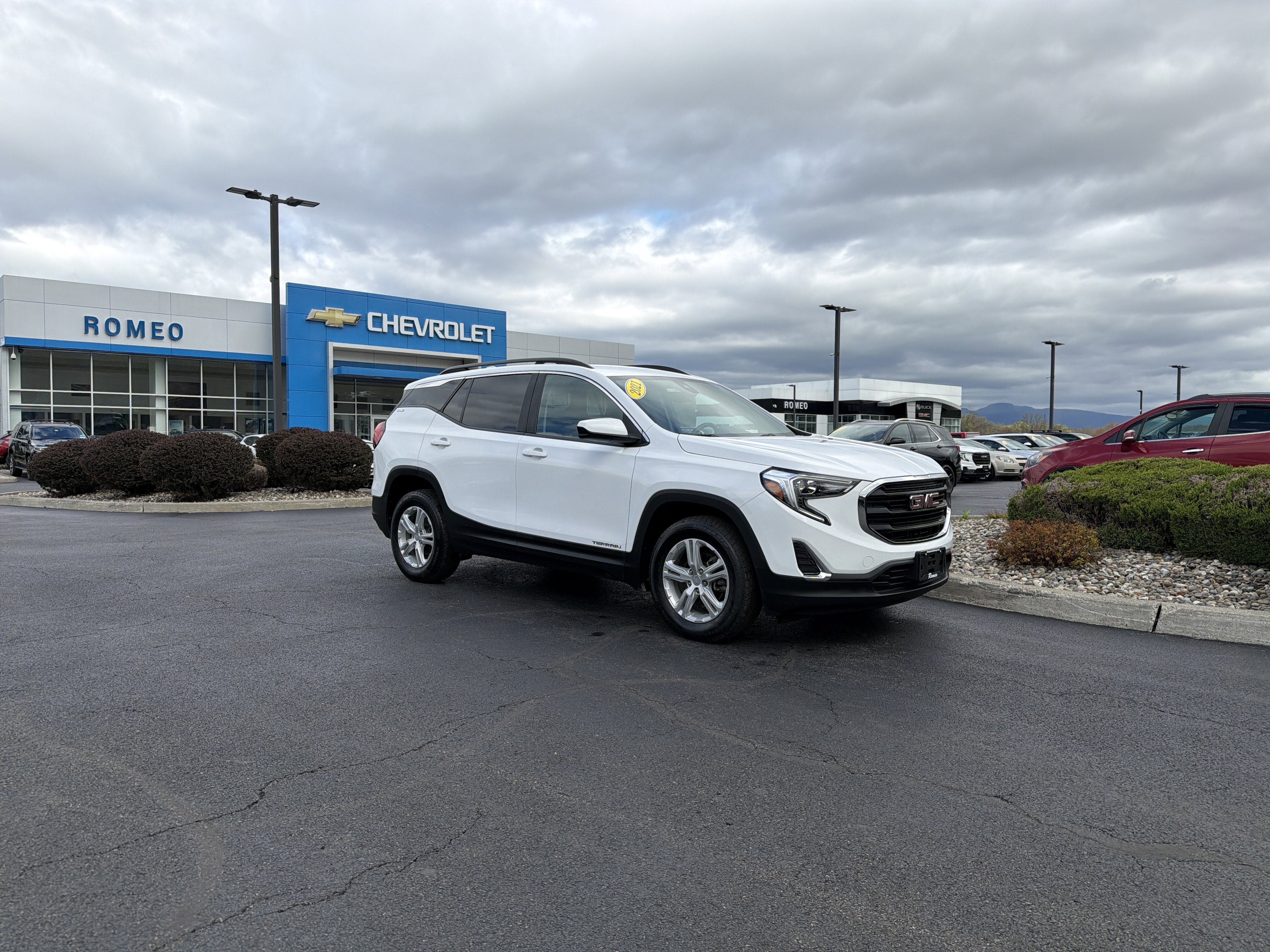 2021 GMC Terrain SLE